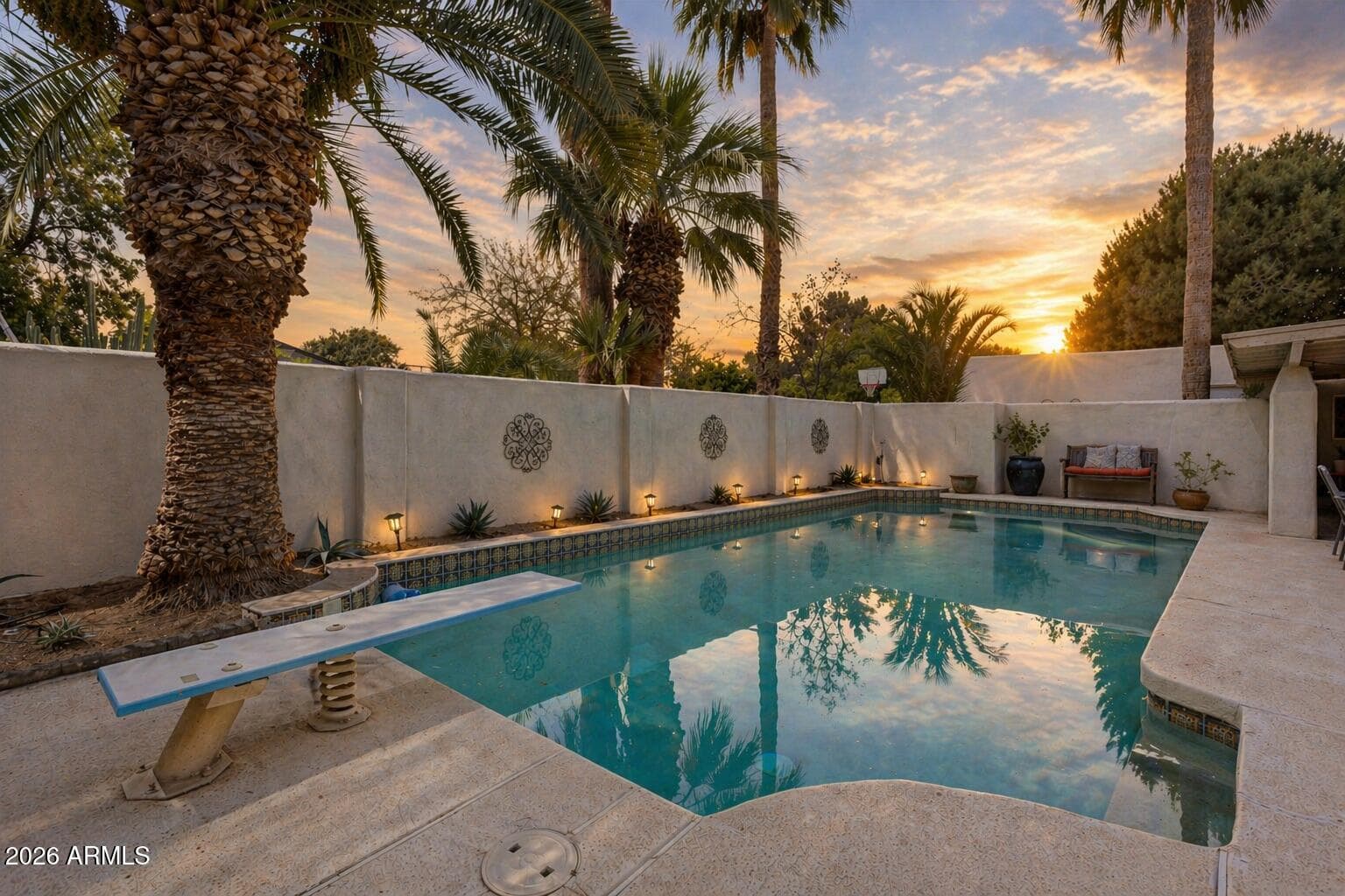 124 W El Caminito Dr — photo 2