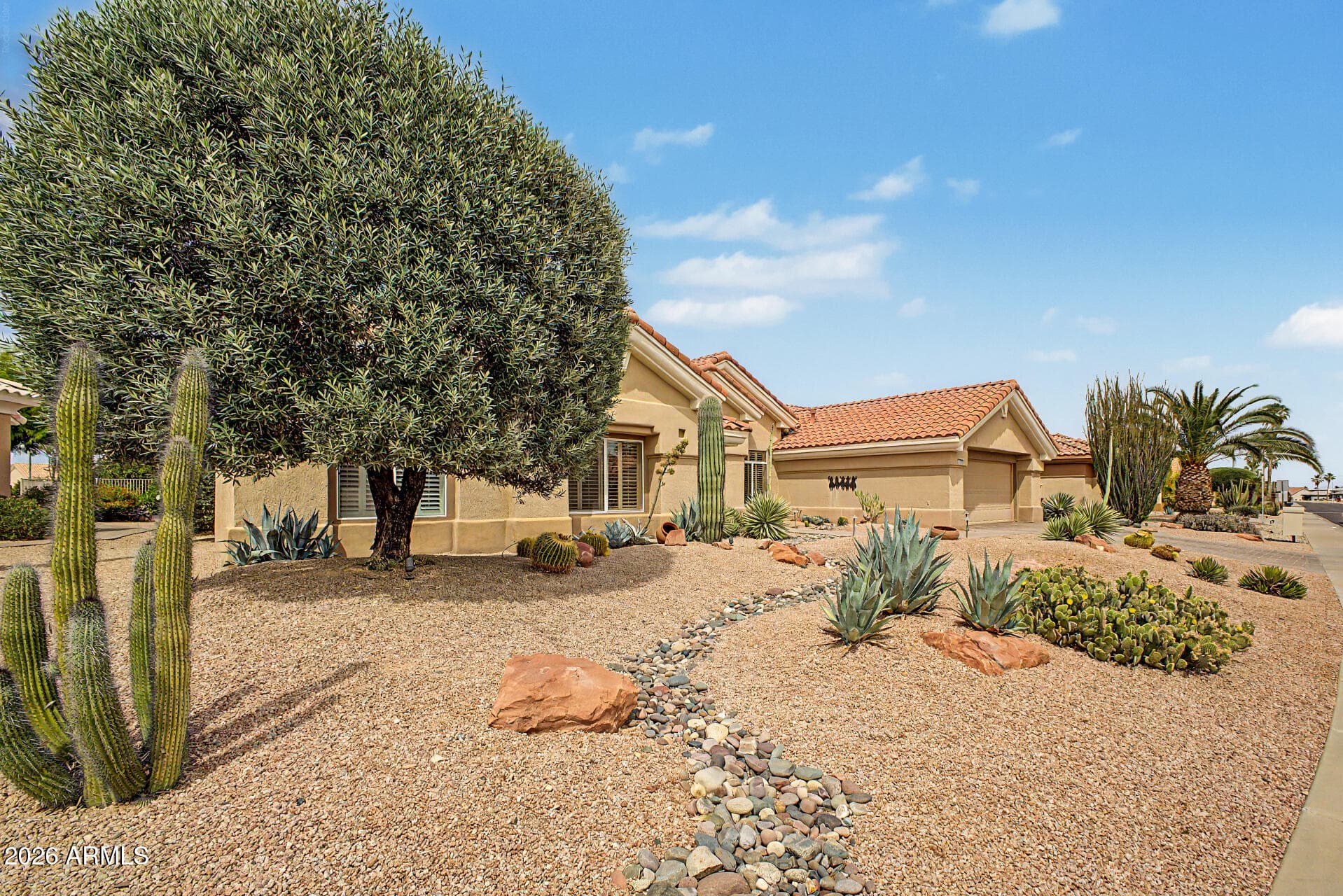 15124 W Horseman Ln — photo 2