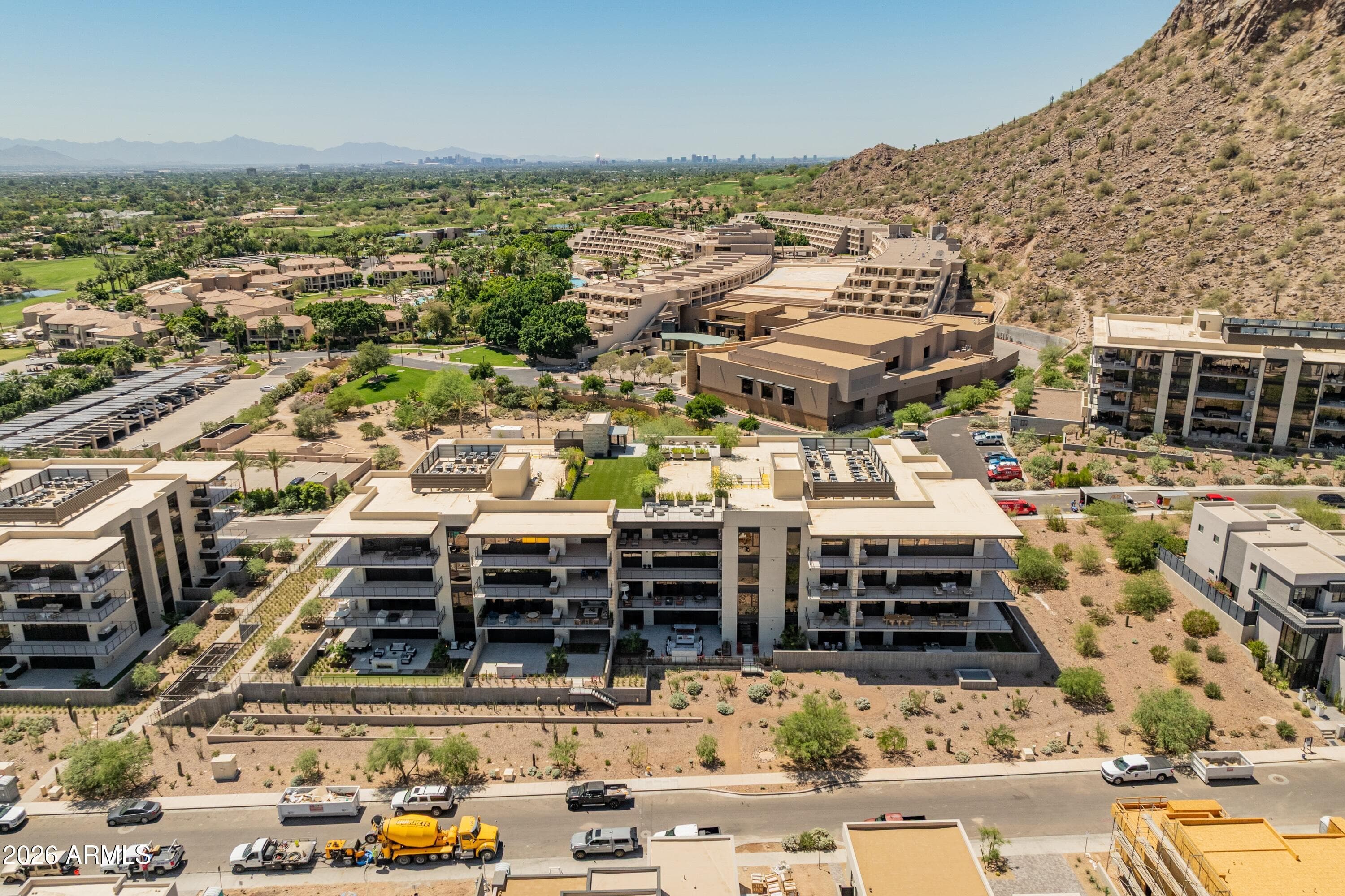 4849 N Camelback Ridge Dr B404 — photo 2