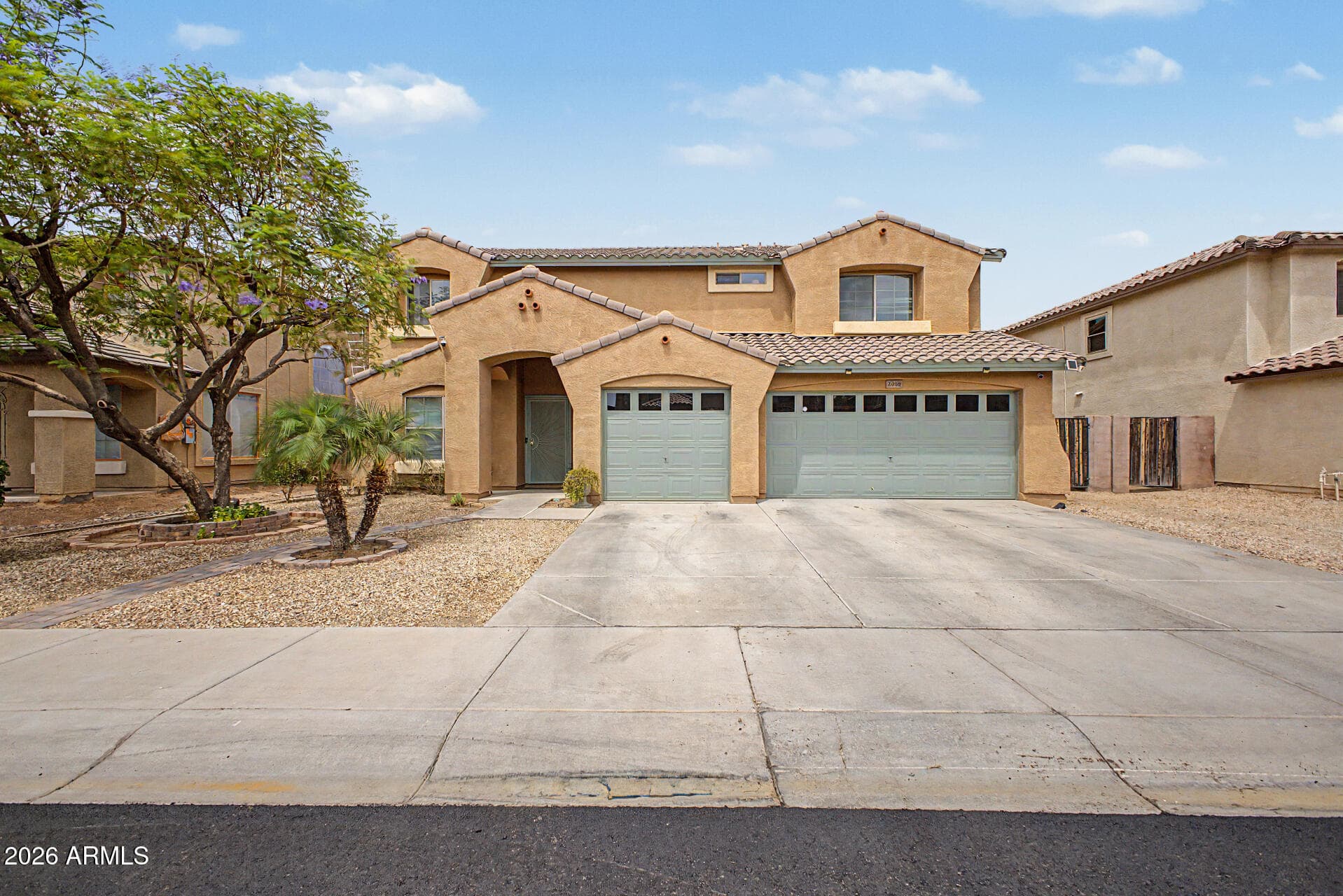 2916 W Glass Ln — photo 1