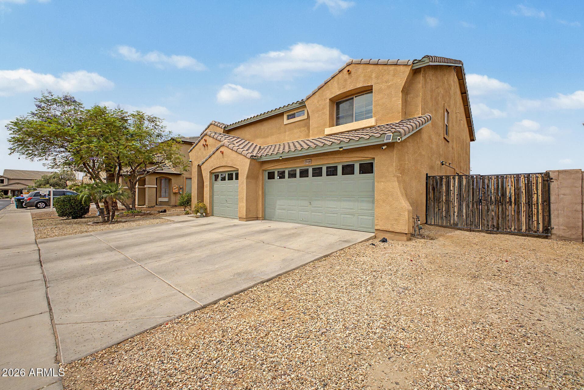2916 W Glass Ln — photo 2