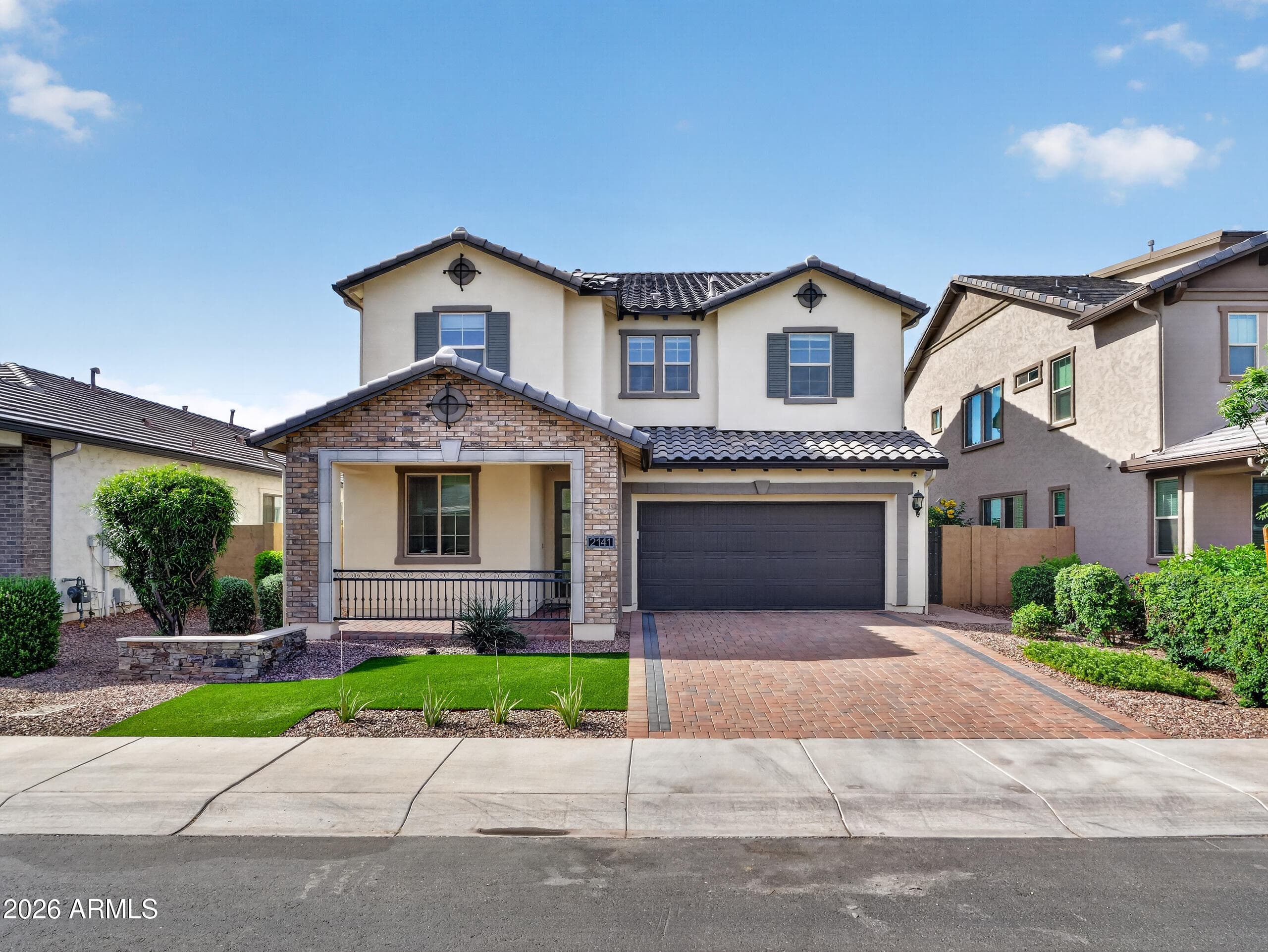 2141 E Flamingo Way — photo 1