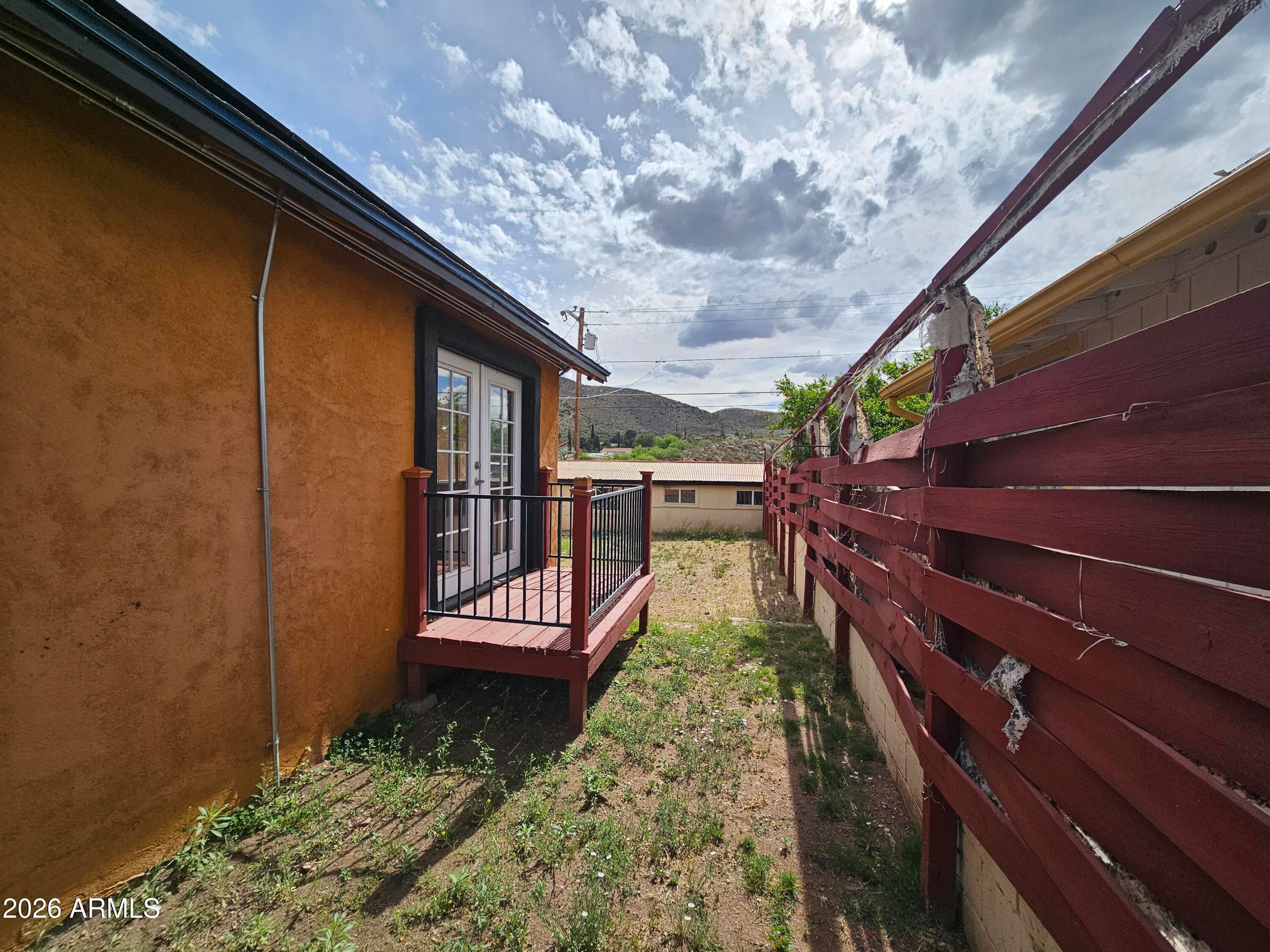 409 BISBEE RD - Photo 4