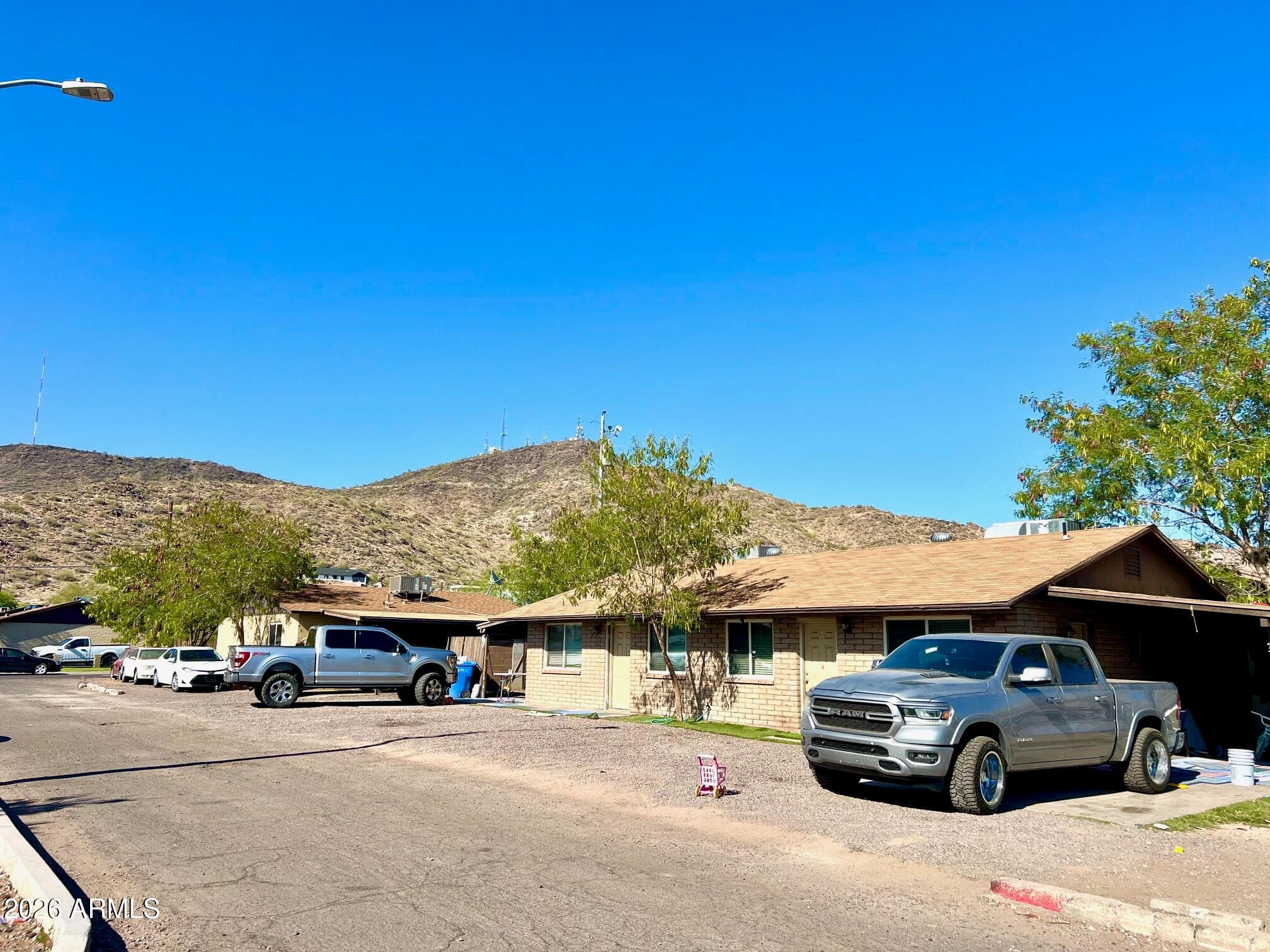 1615 W Desert Cove Ave — photo 1