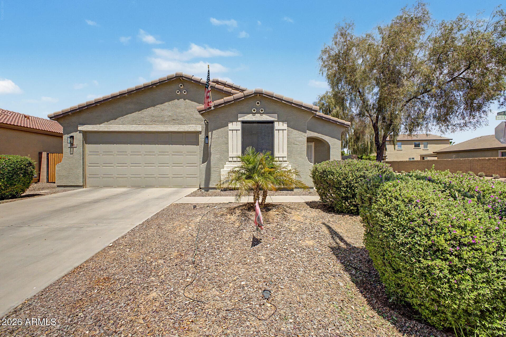 196 E Gold Dust Way — photo 1