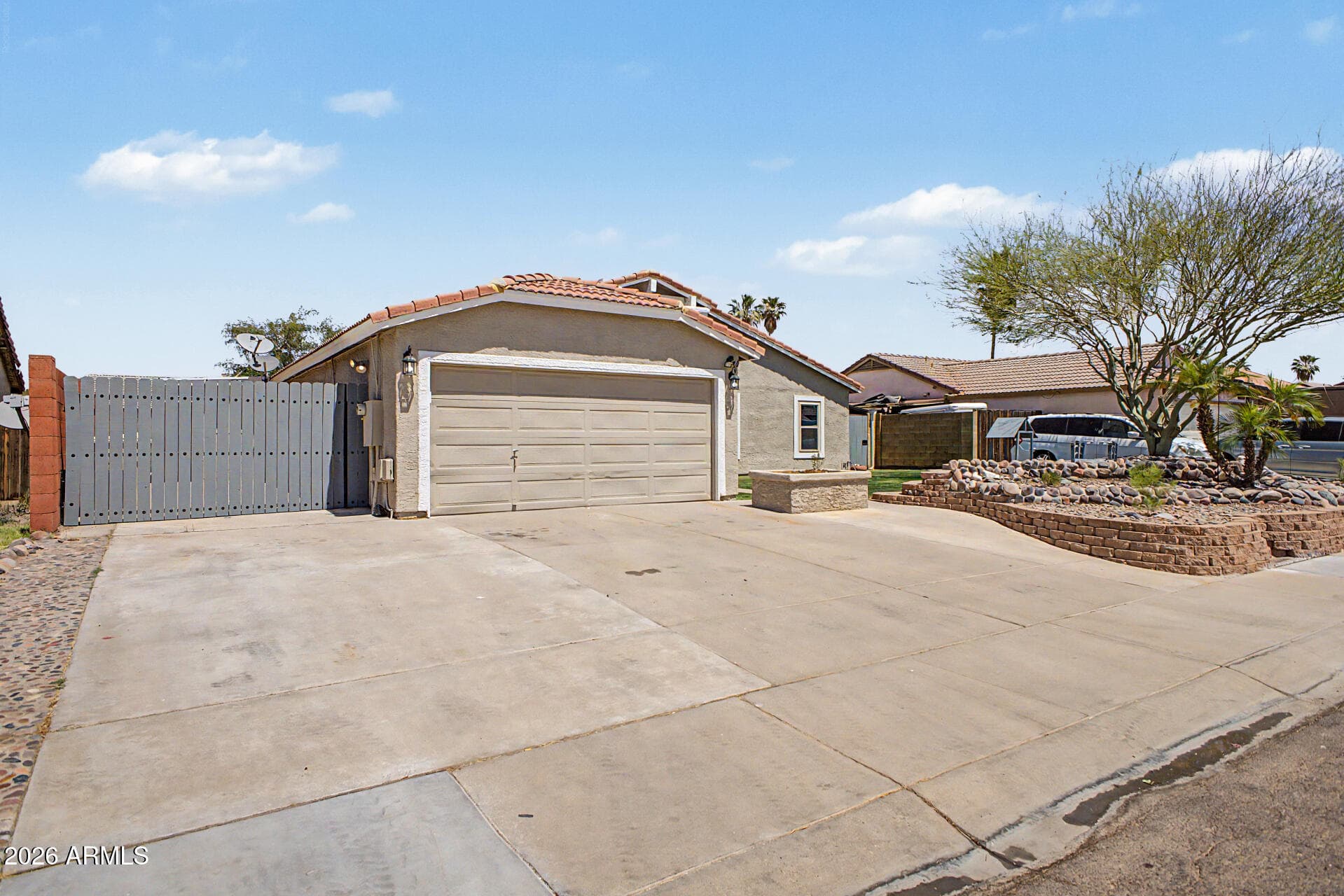 6350 W Onyx Ave — photo 2