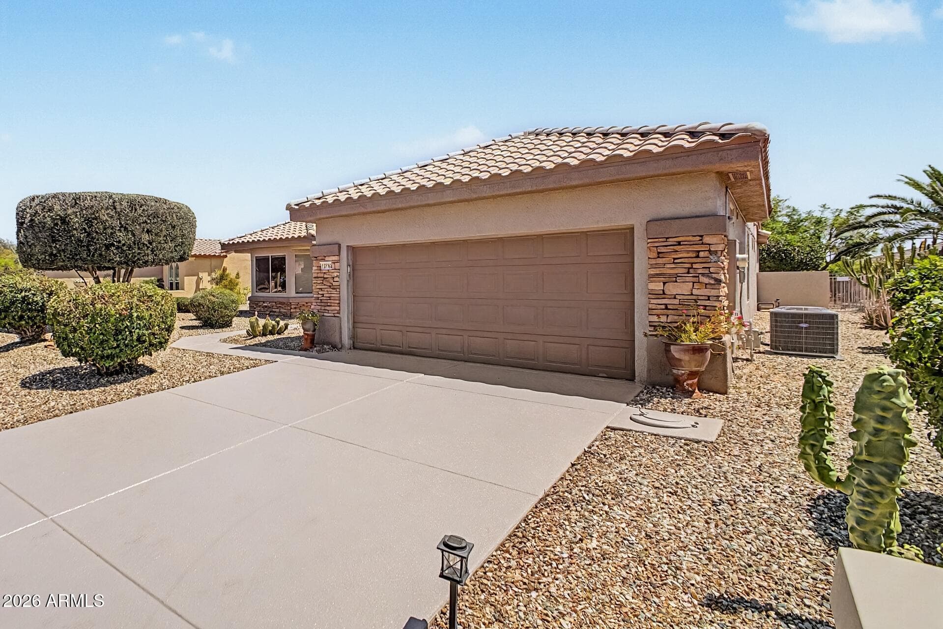 19763 N LONE CACTUS DR - Photo 3