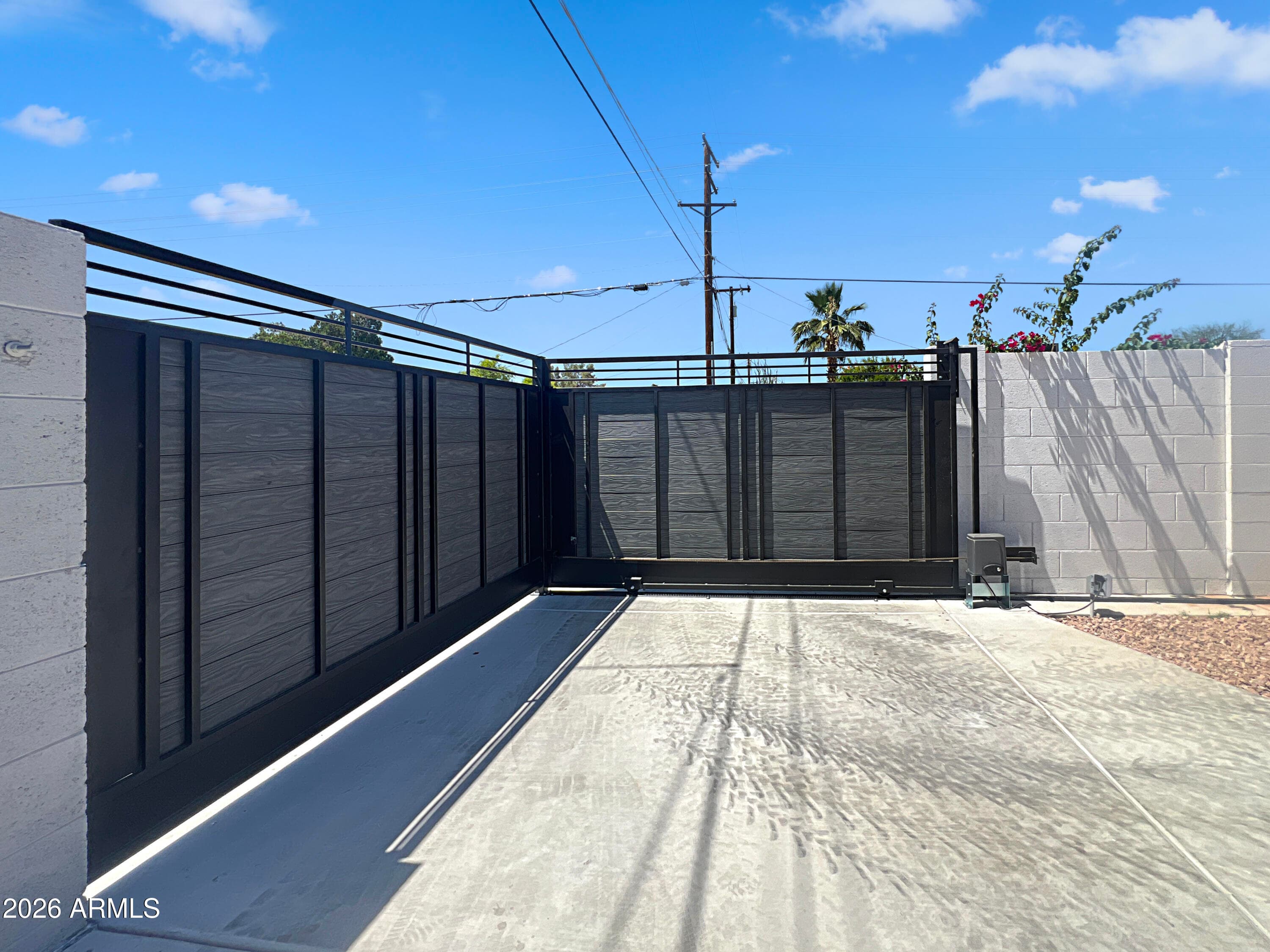 8201 E Whitton Ave — photo 21