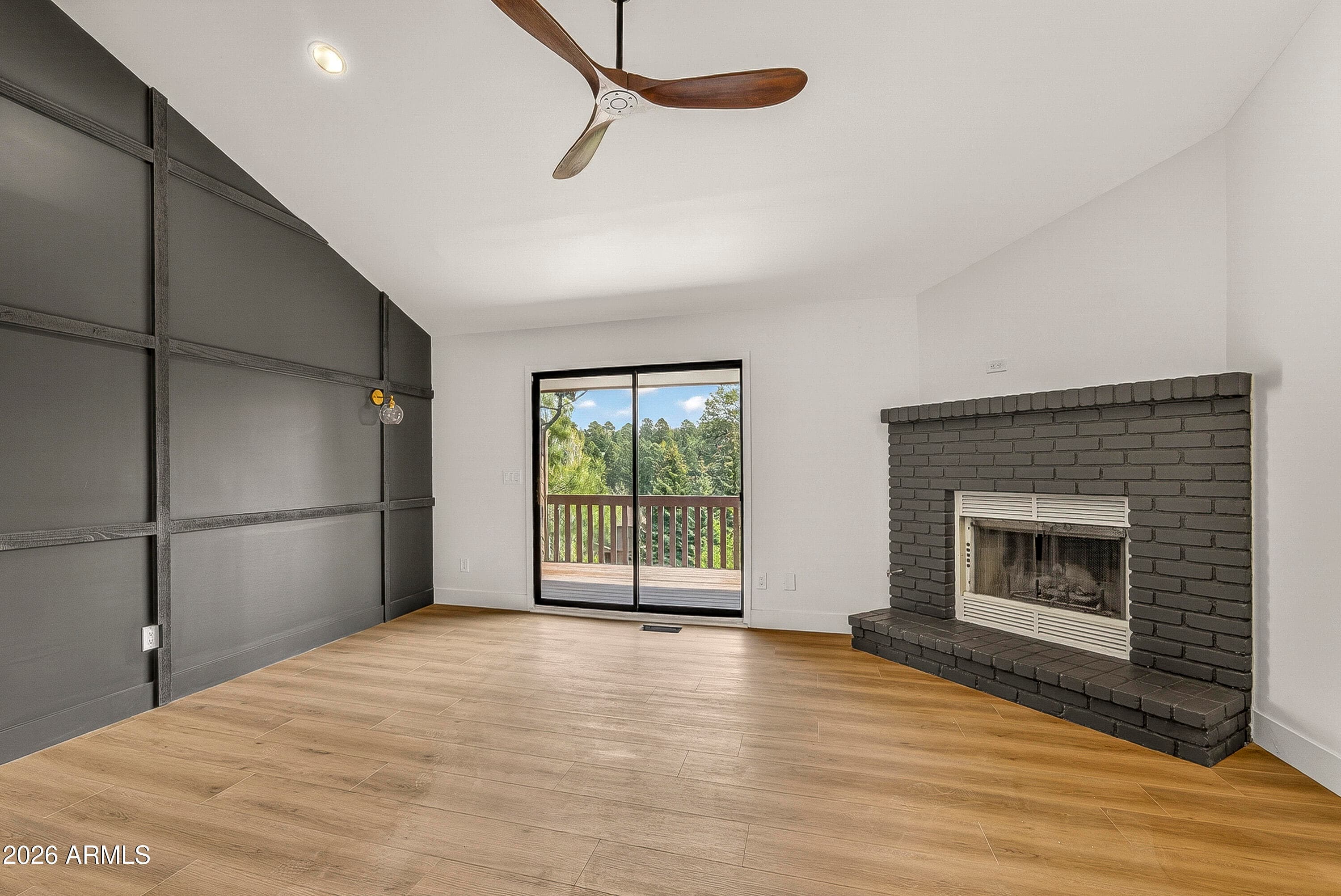 2404 N Whispering Pines Way — photo 2