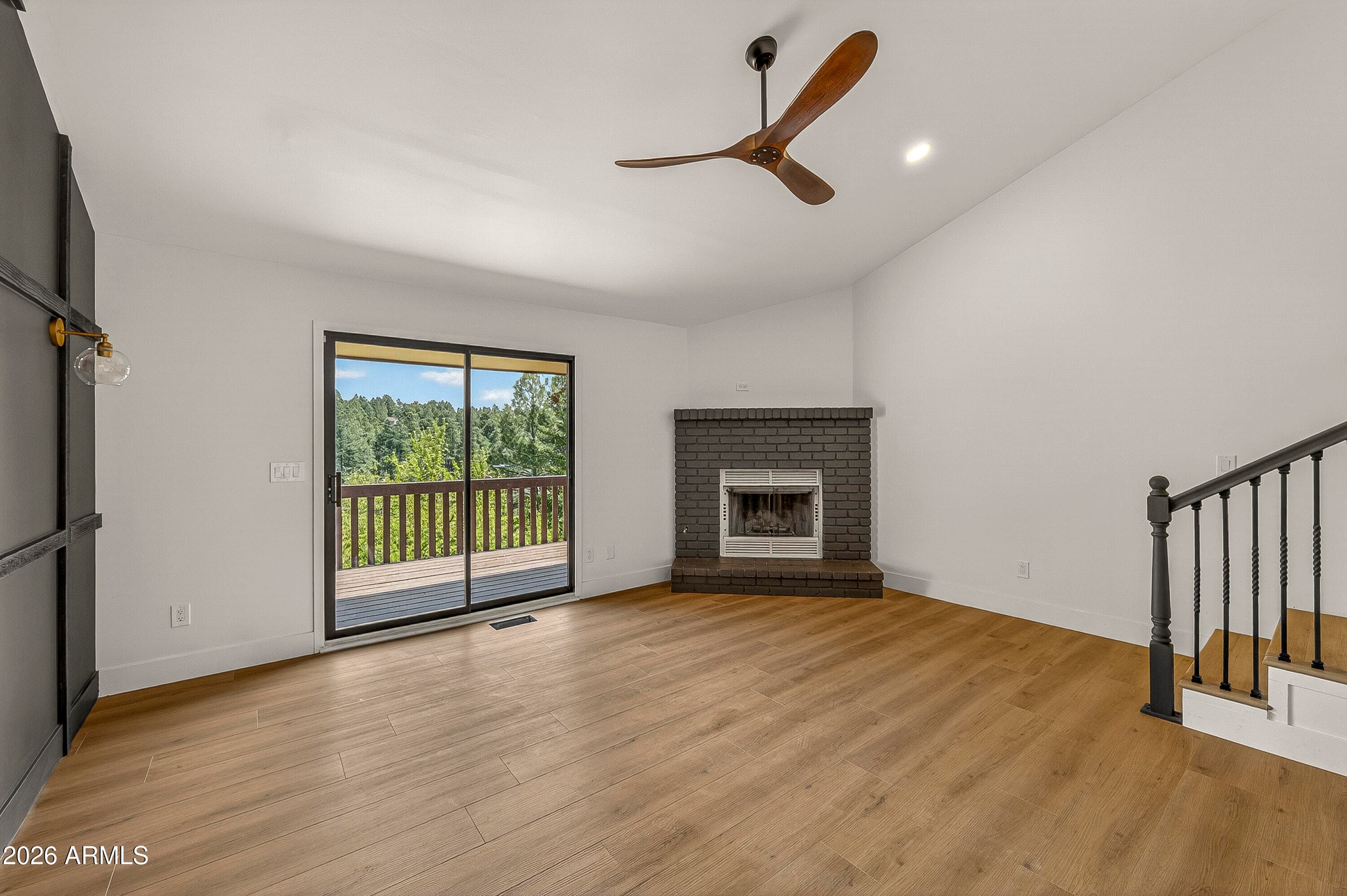 2404 N Whispering Pines Way — photo 1