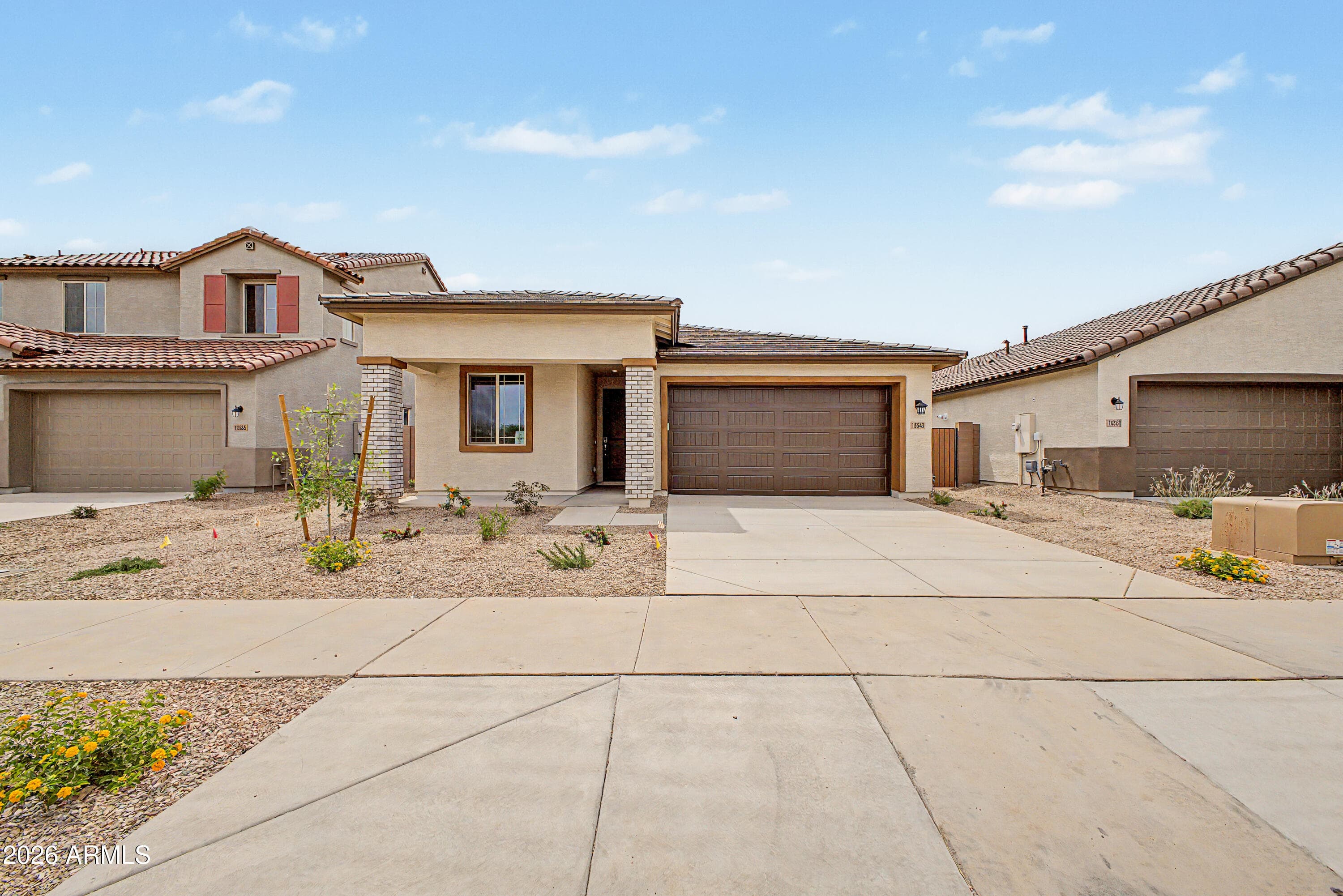15543 W Hackamore Dr — photo 2