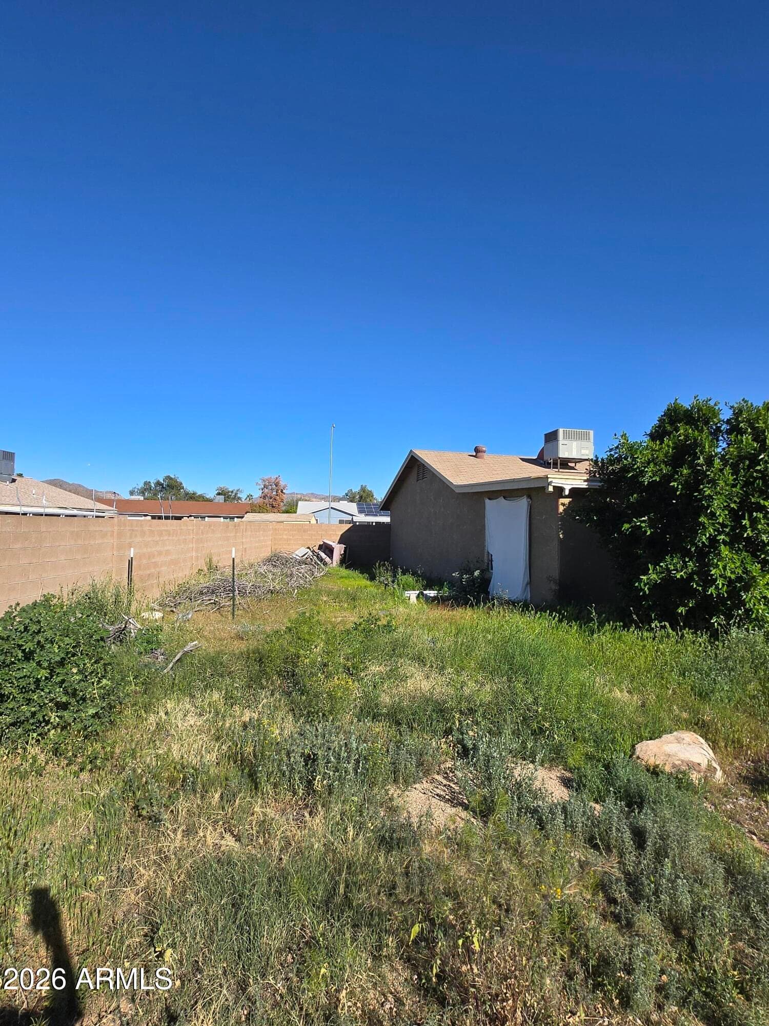 1814 N Edgewater Circle — photo 18