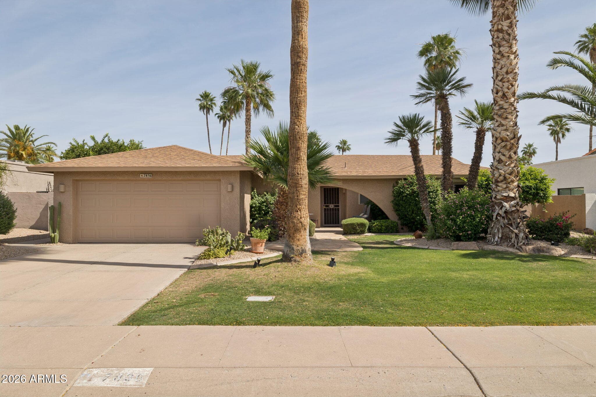 7836 E Via De La Entrada Dr — photo 1