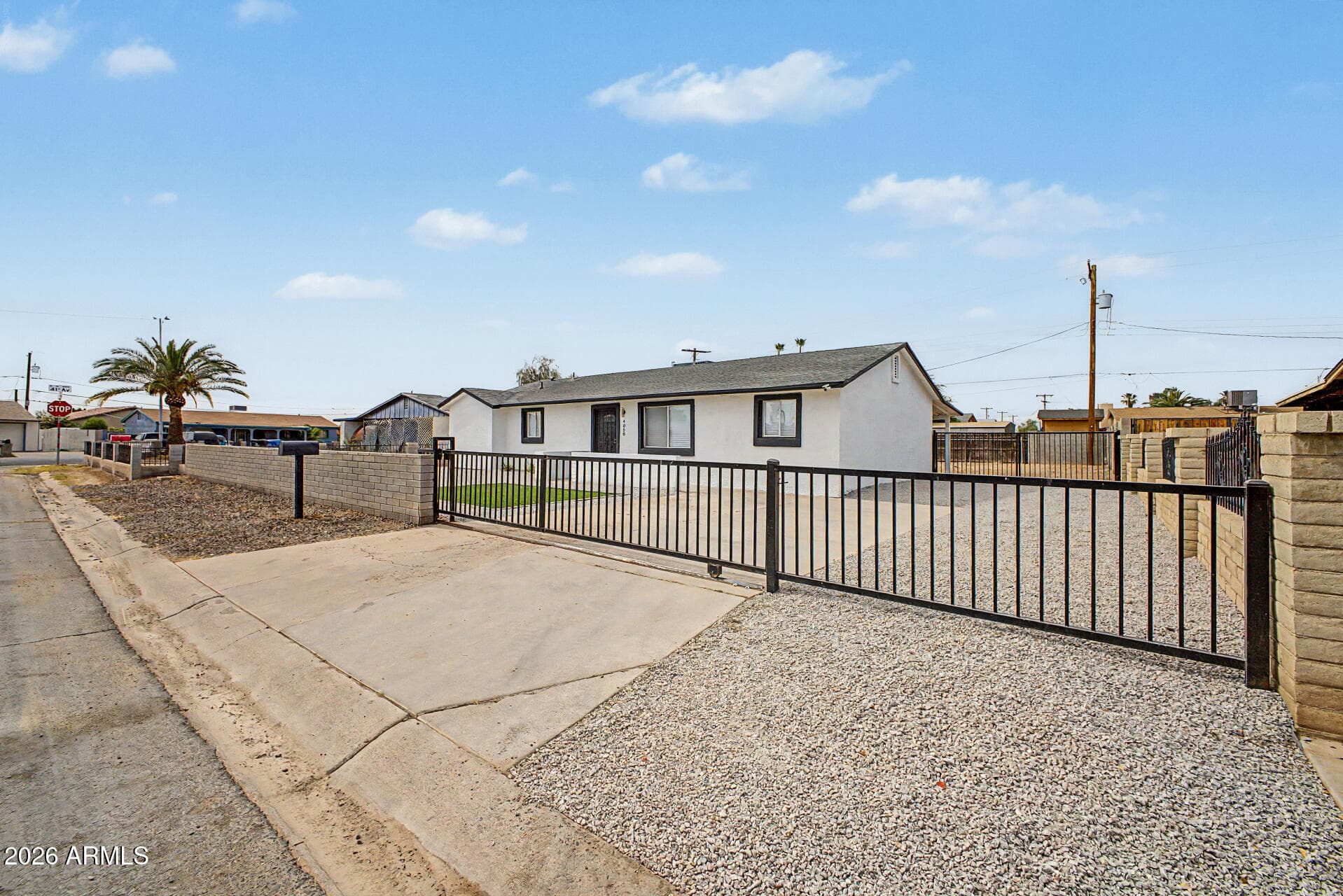 4050 W Nancy Ln — photo 2