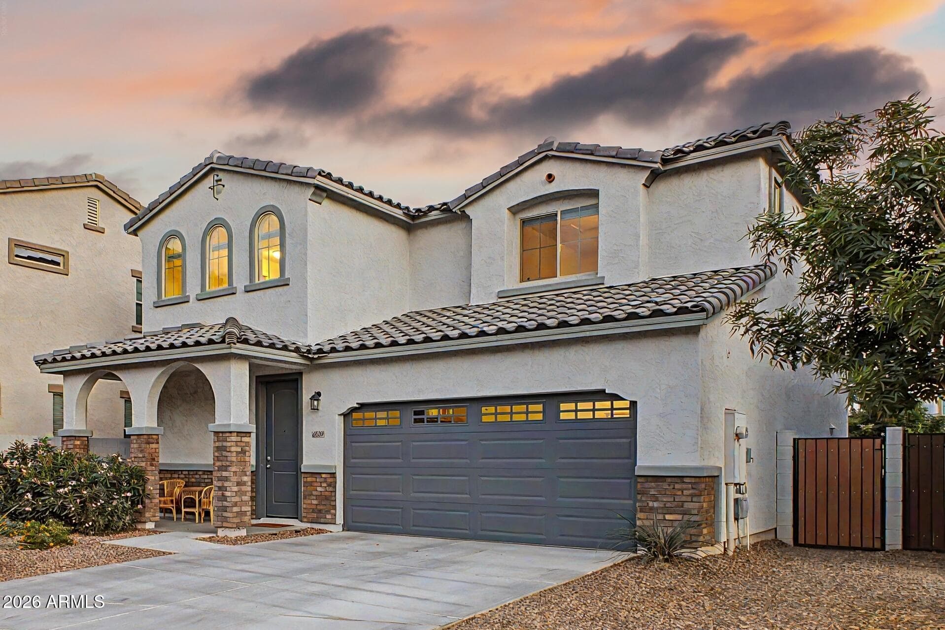 8609 E Posada Ave — photo 2