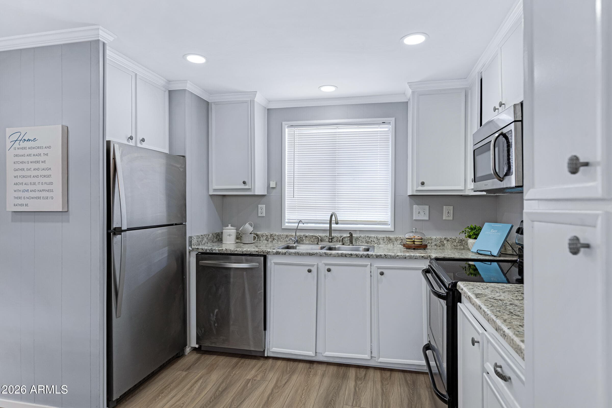 201 S GREENFIELD RD - See more photos