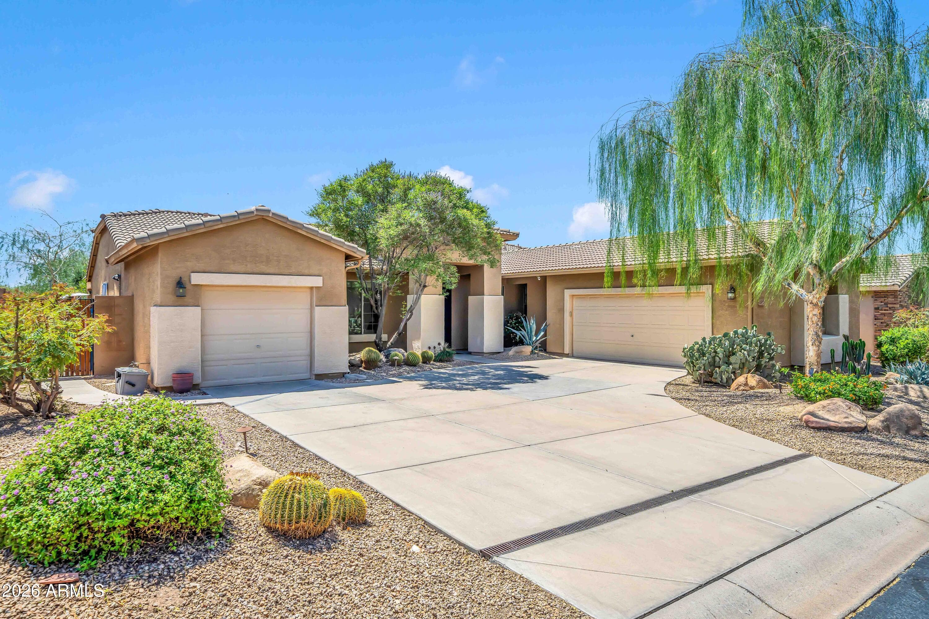 4509 E Zenith Ln — photo 1
