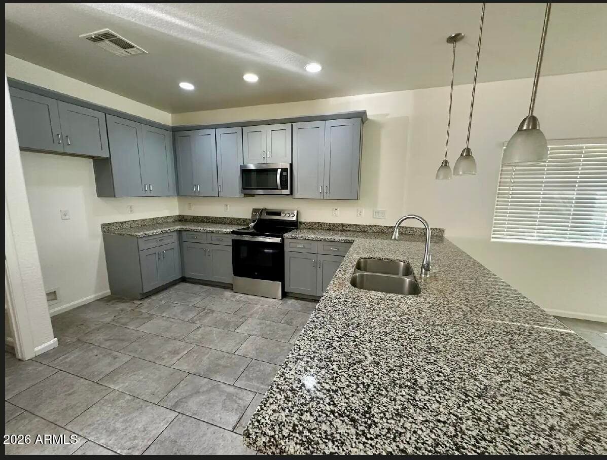 1713 W Pollack St — photo 2