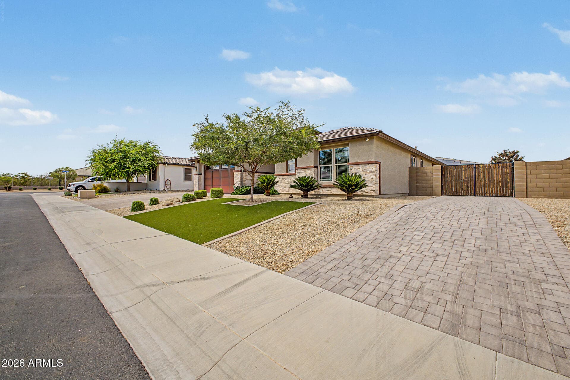 12542 W Krall Ct — photo 2