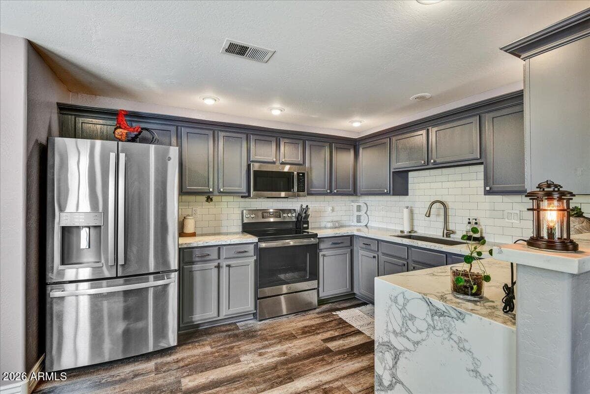 16801 N 94TH ST - See more photos