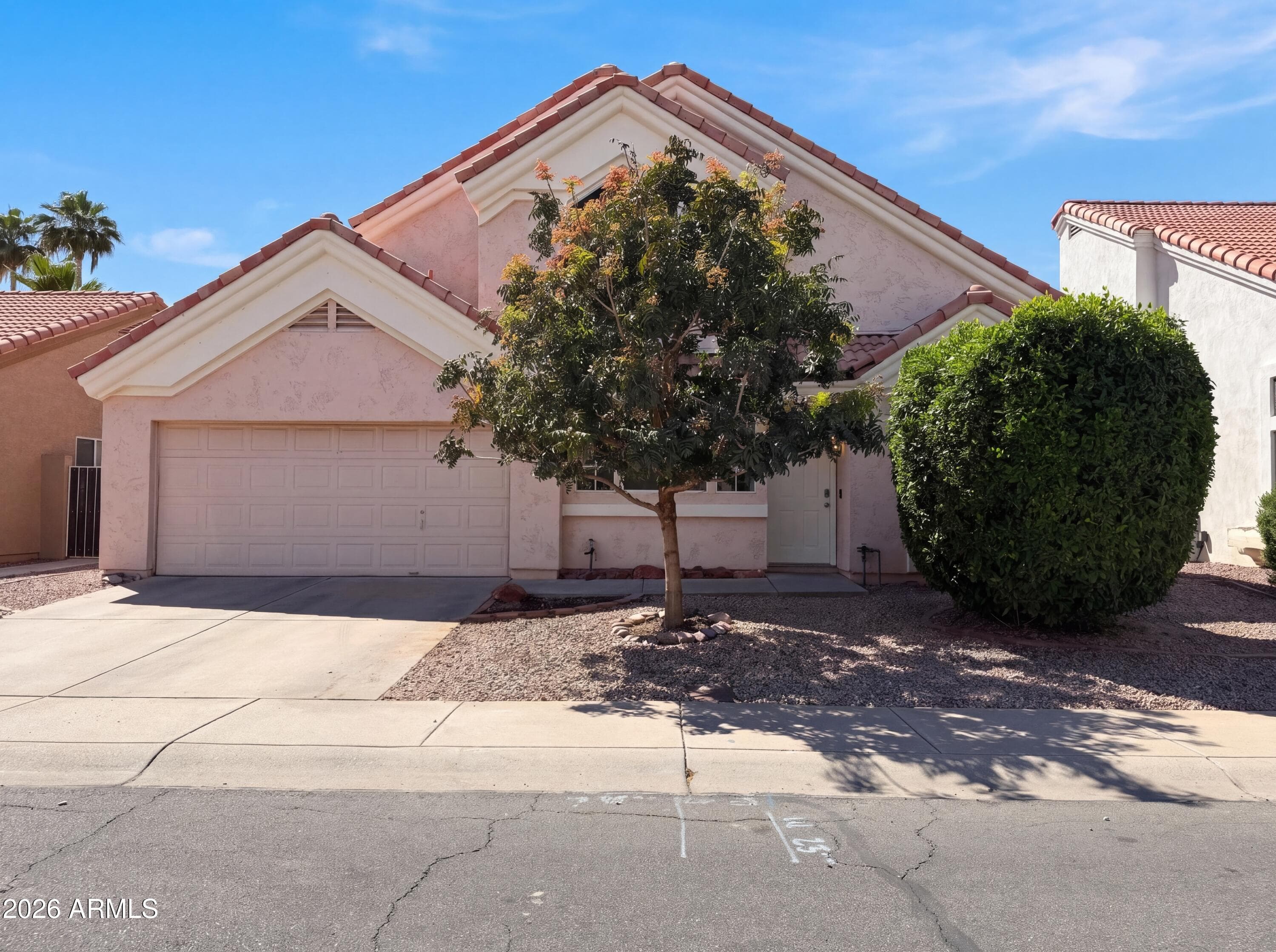 1114 S Tiago Dr — photo 1