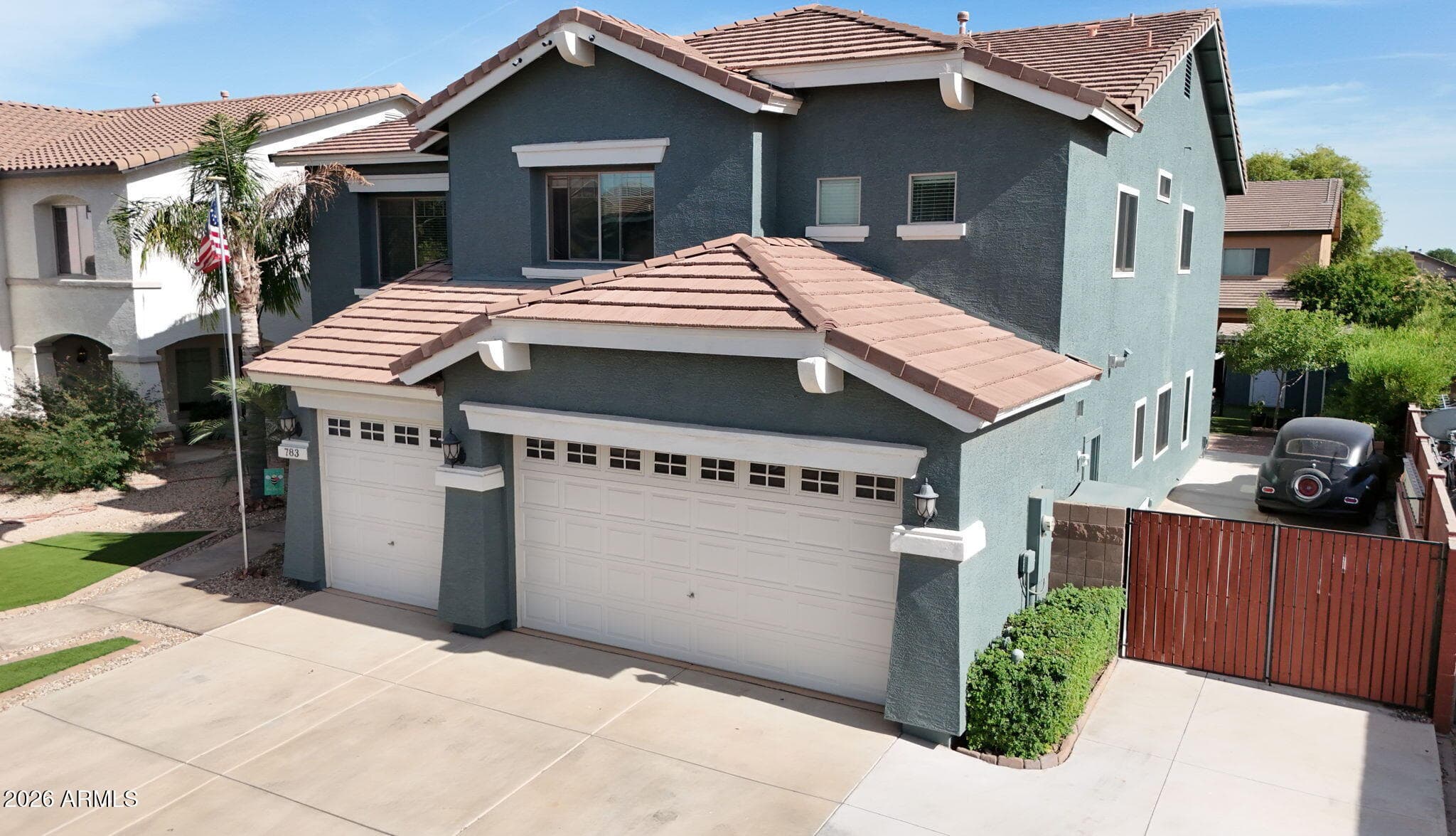 783 E Chelsea Dr — photo 2