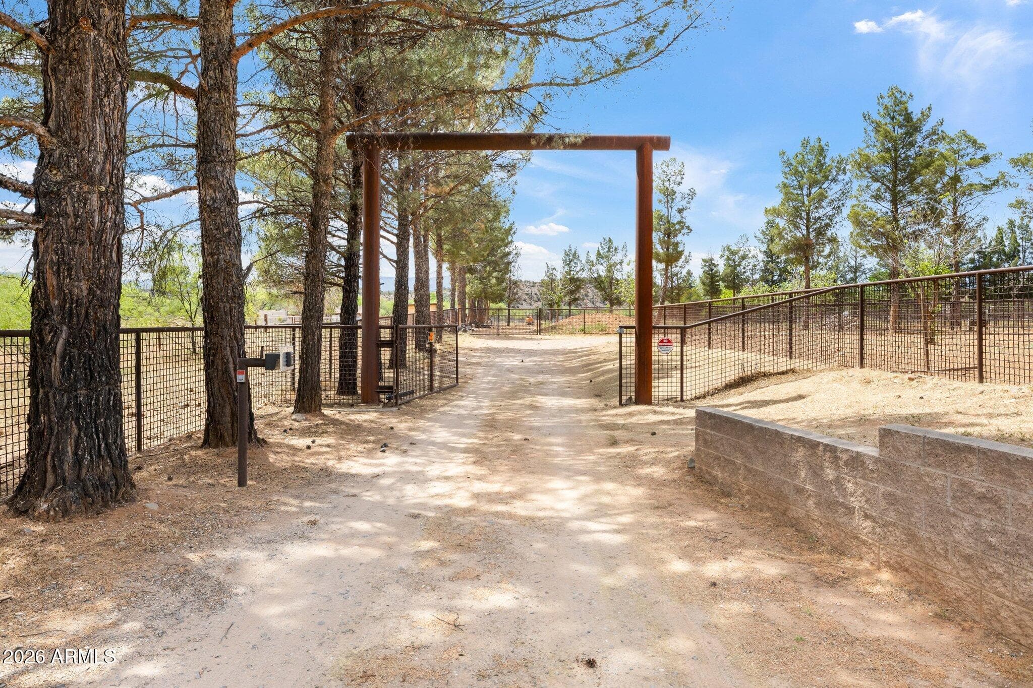 1440 S LOY RD - Photo 4