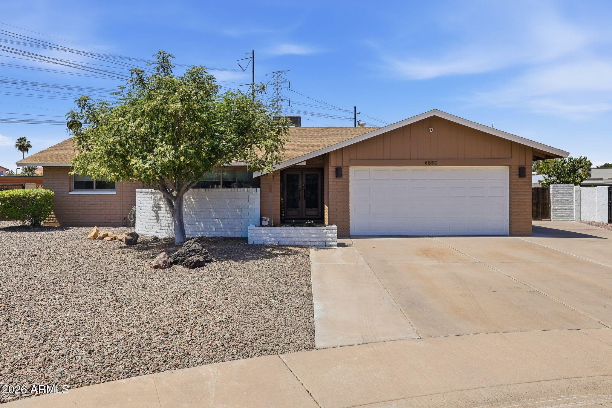 6852 S Terrace Rd — photo 1