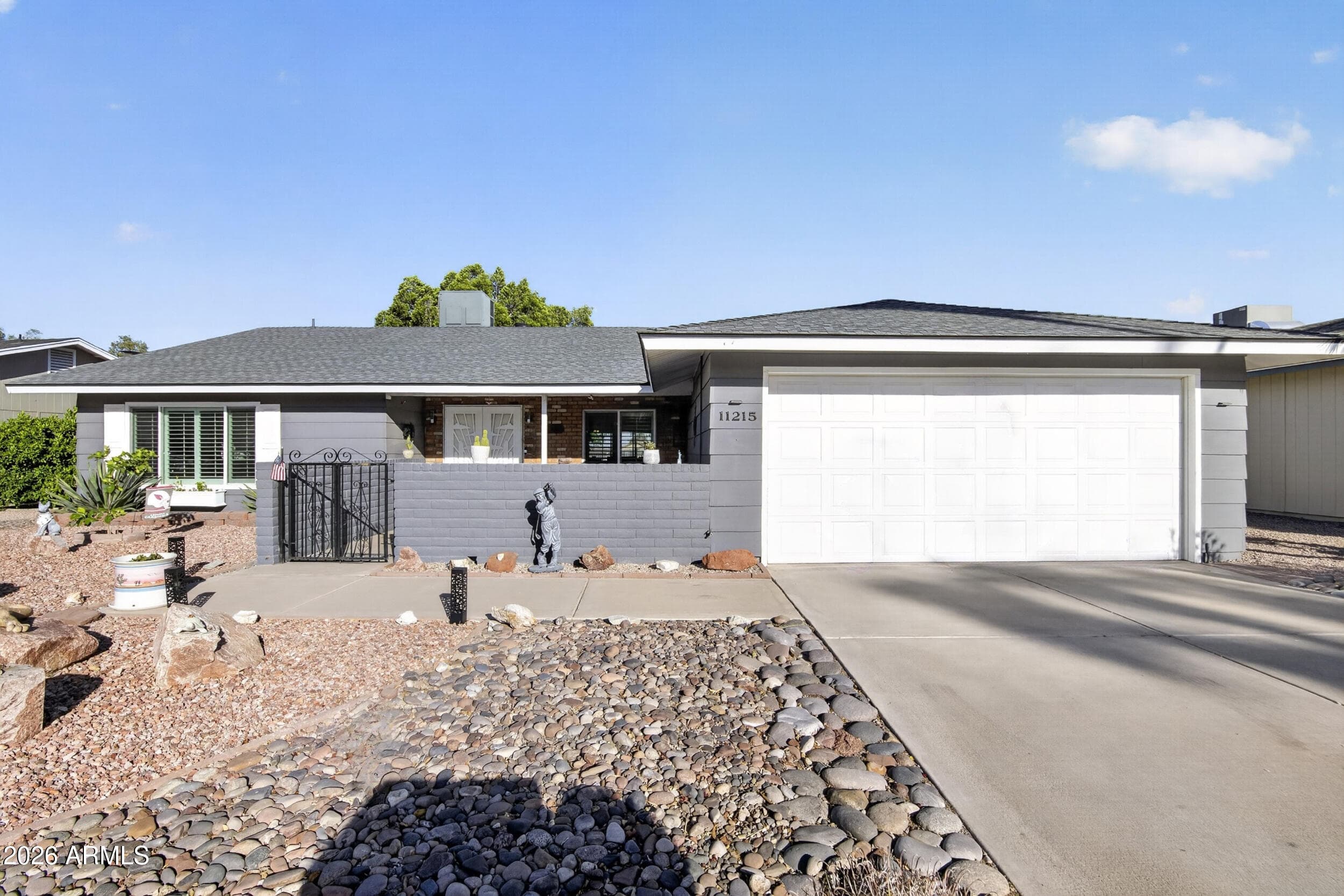 11215 S TOMAH ST - Photo 2