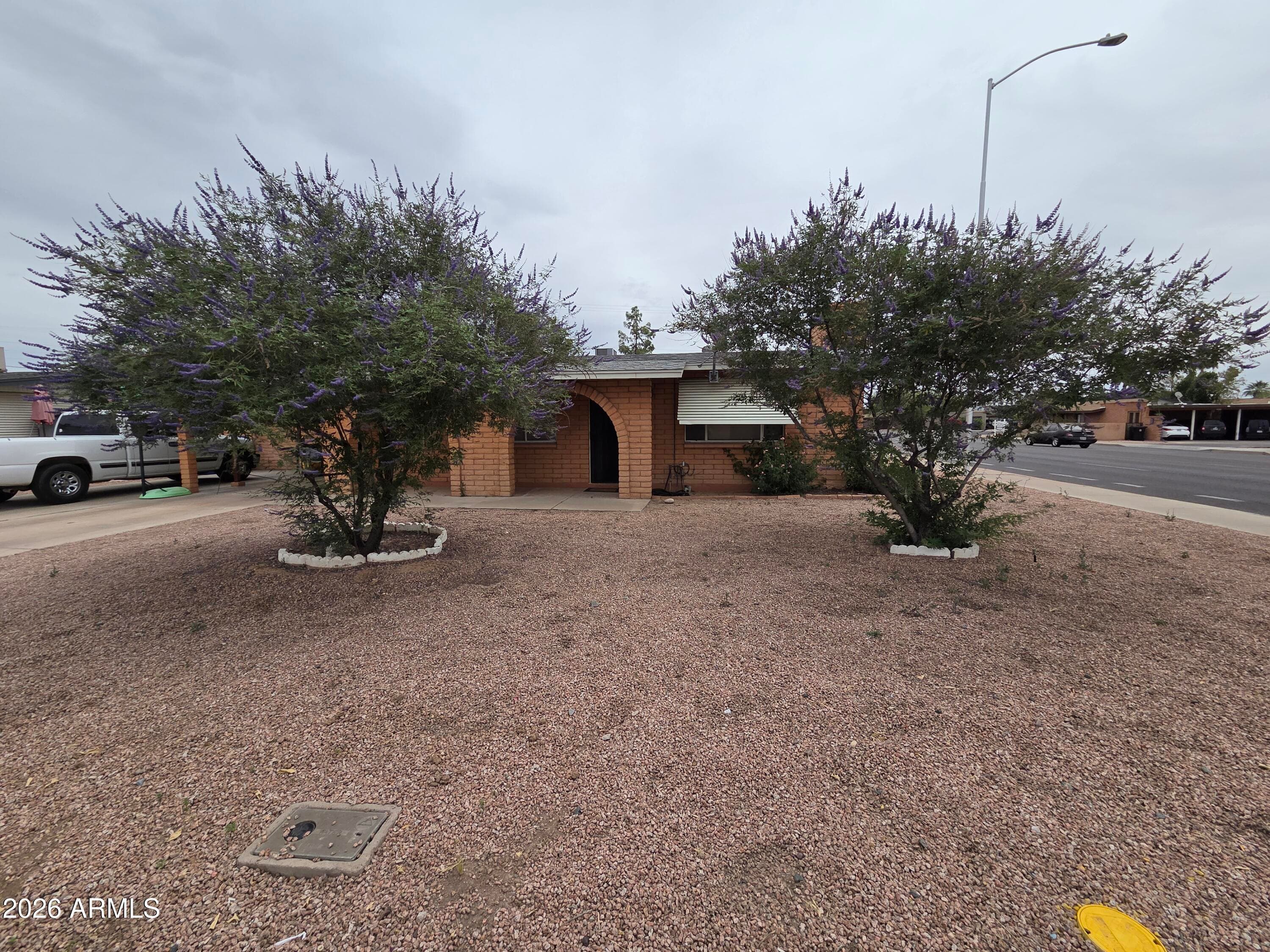 1121 N Wedgewood Circle — photo 2