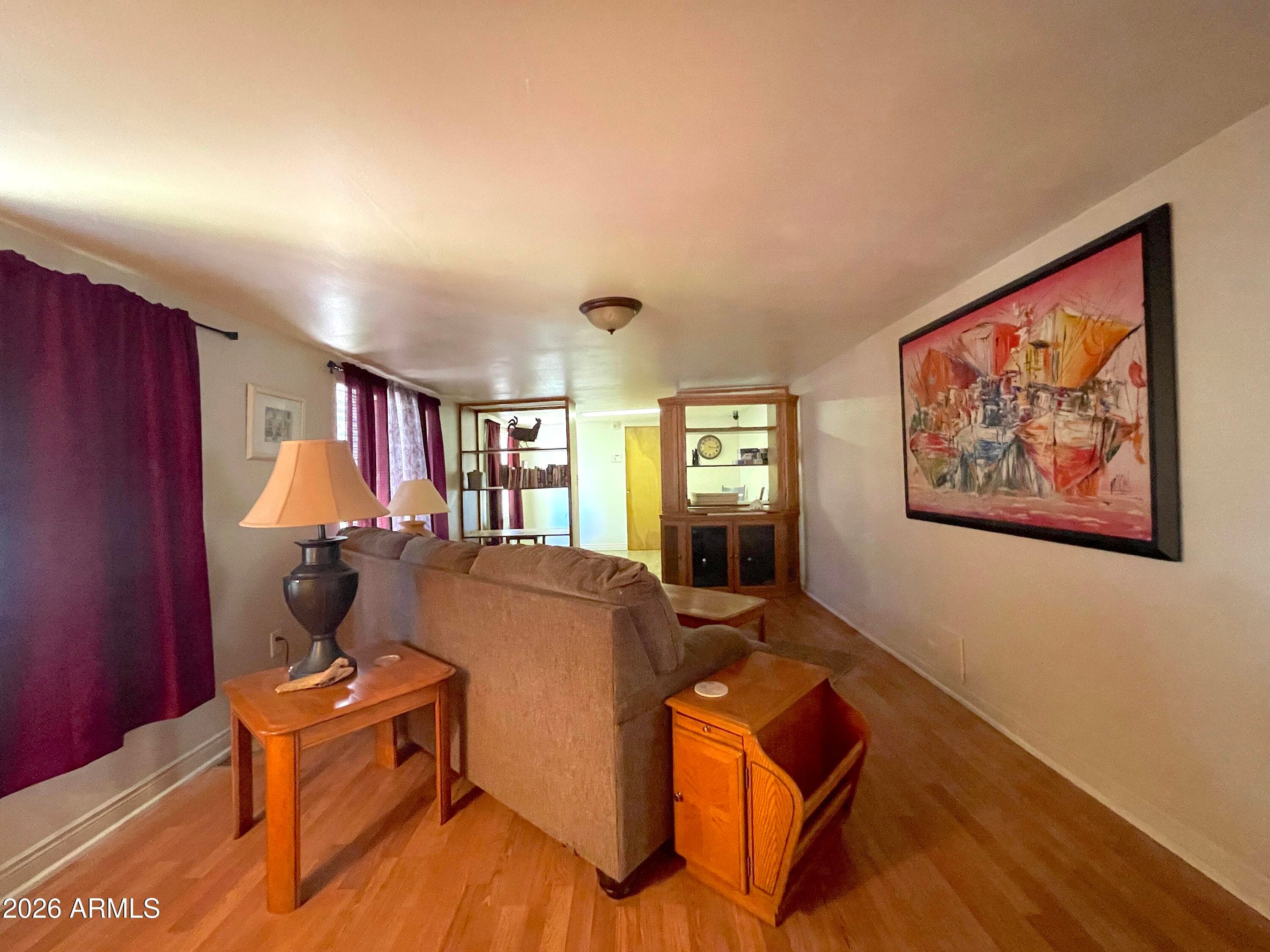 106 E Lynn Way — photo 1