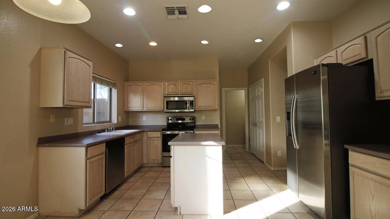 3414 W Steinbeck Dr — photo 2