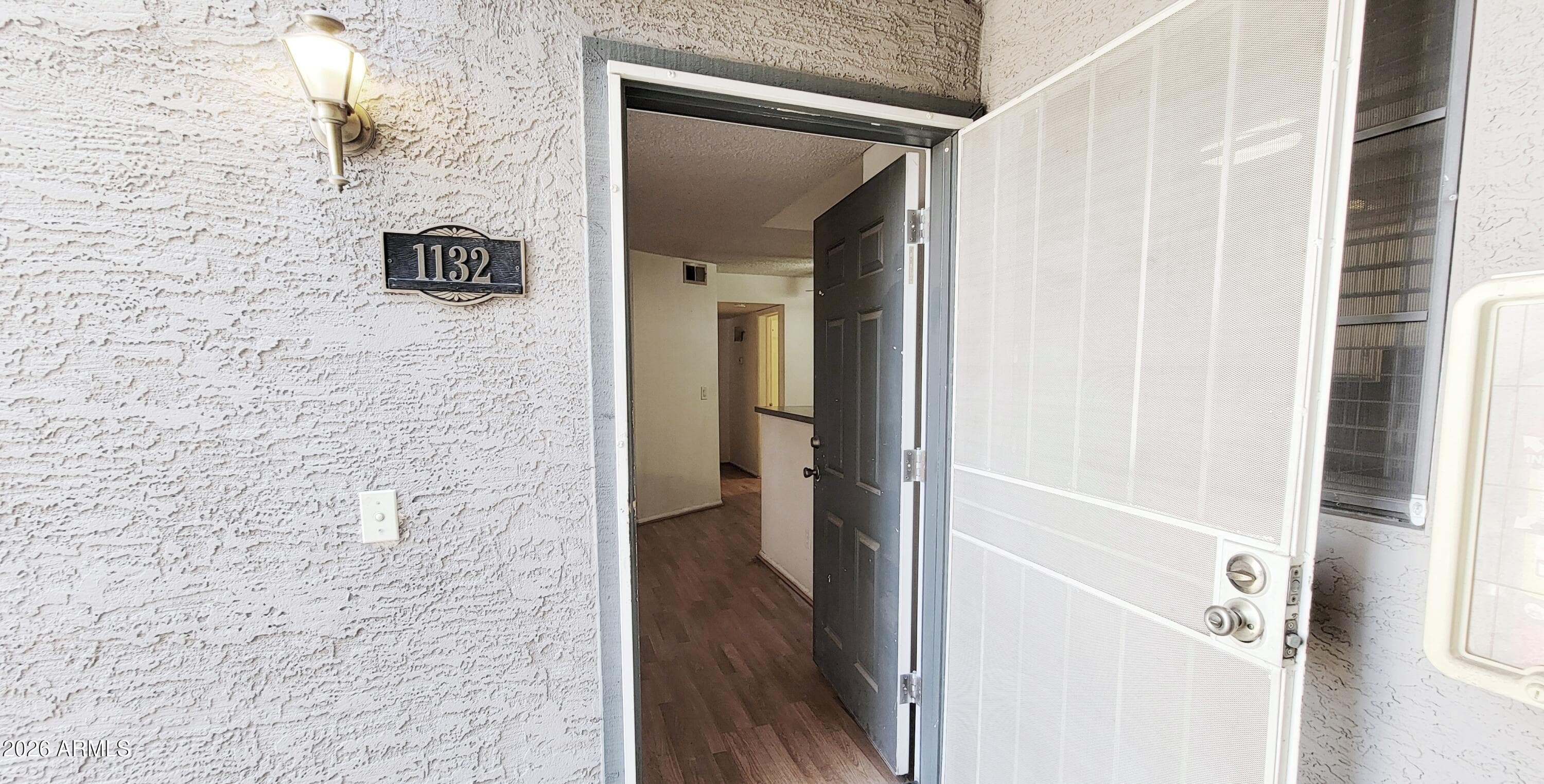 533 W GUADALUPE RD - Photo 4