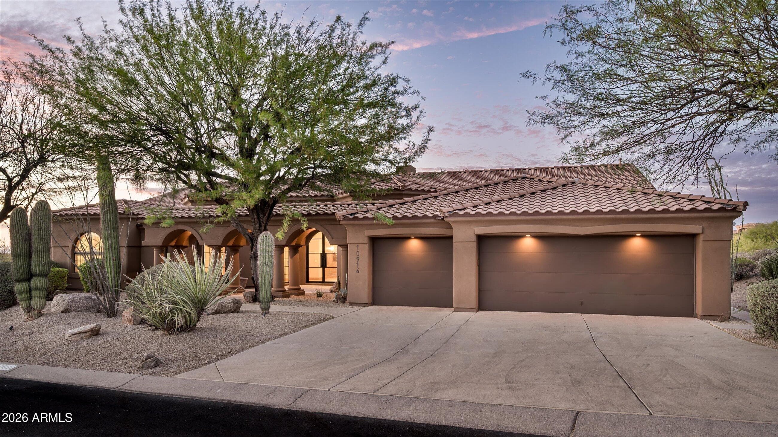 10914 E Cinder Cone Trail — photo 2