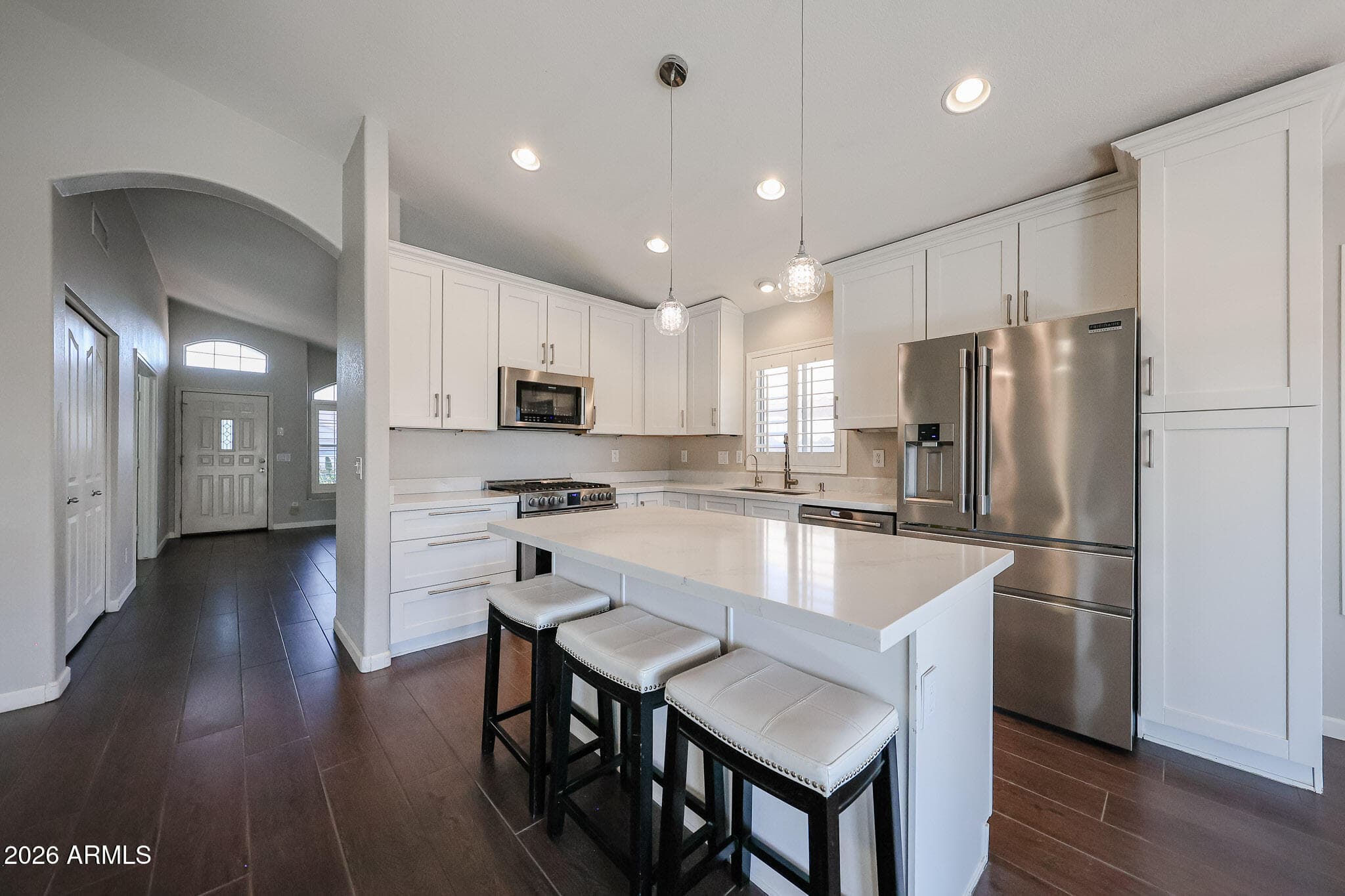 12237 W CAMBRIDGE AVE - Photo 2