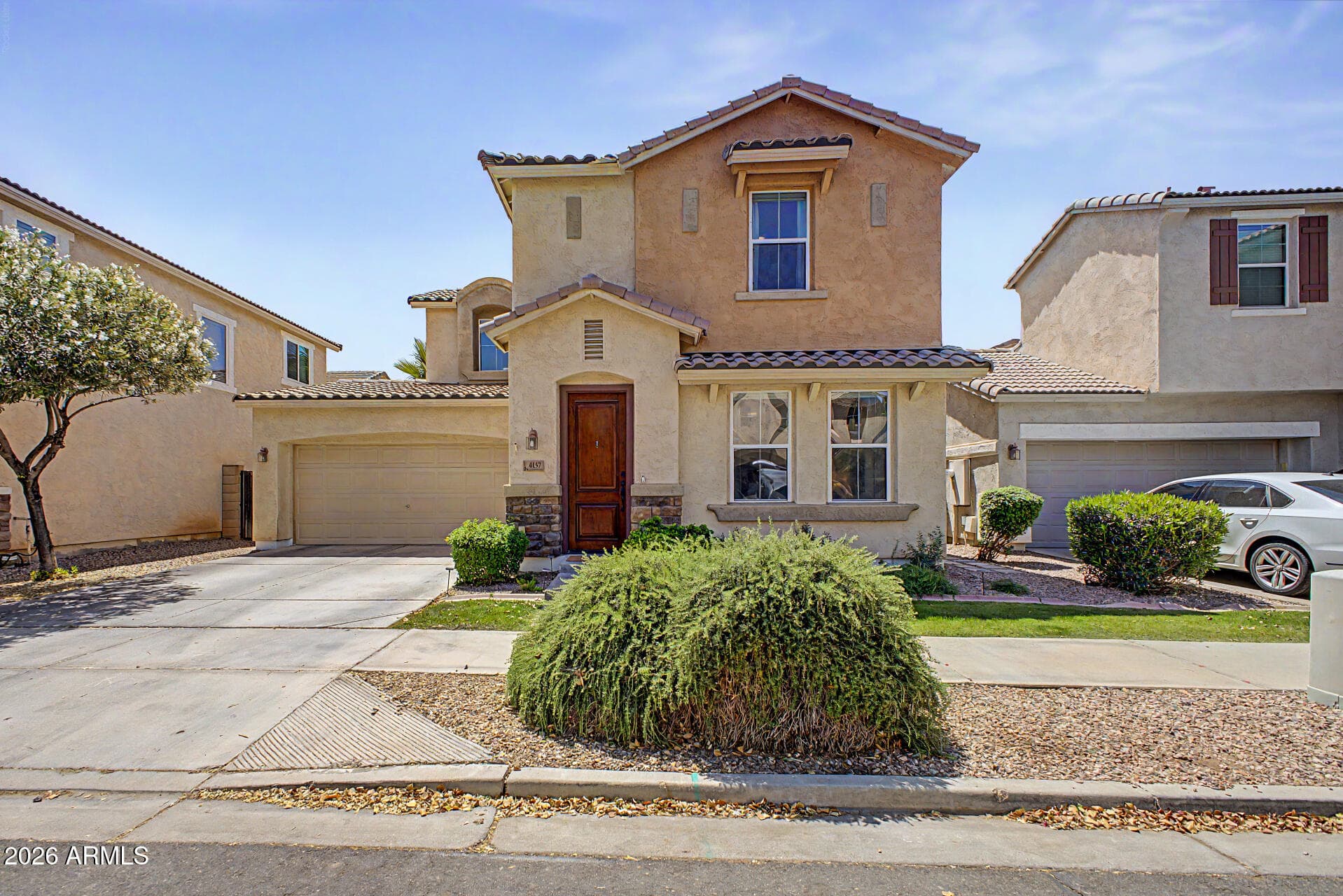 4157 E Milky Way — photo 1