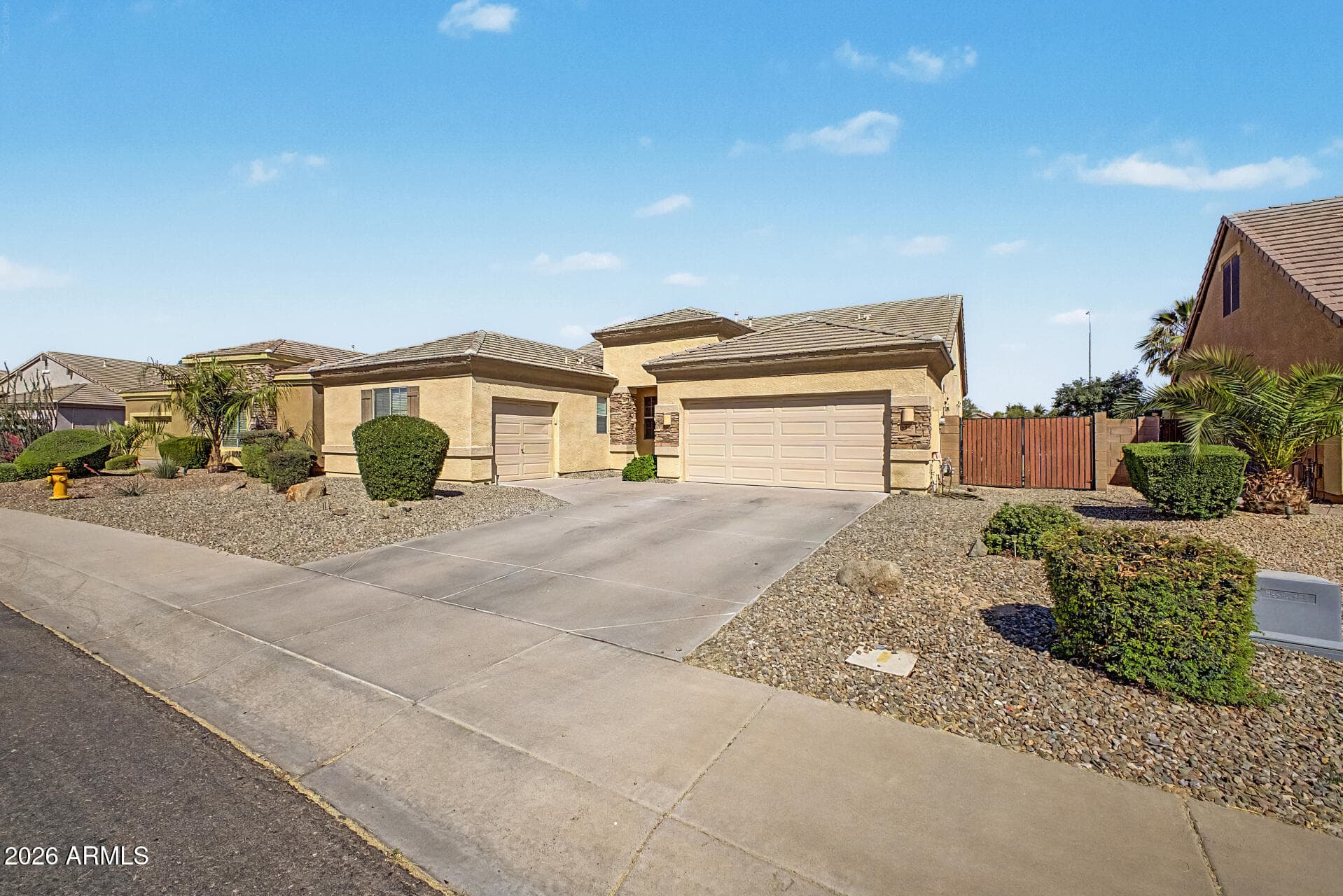 2395 S Whetstone Pl — photo 2