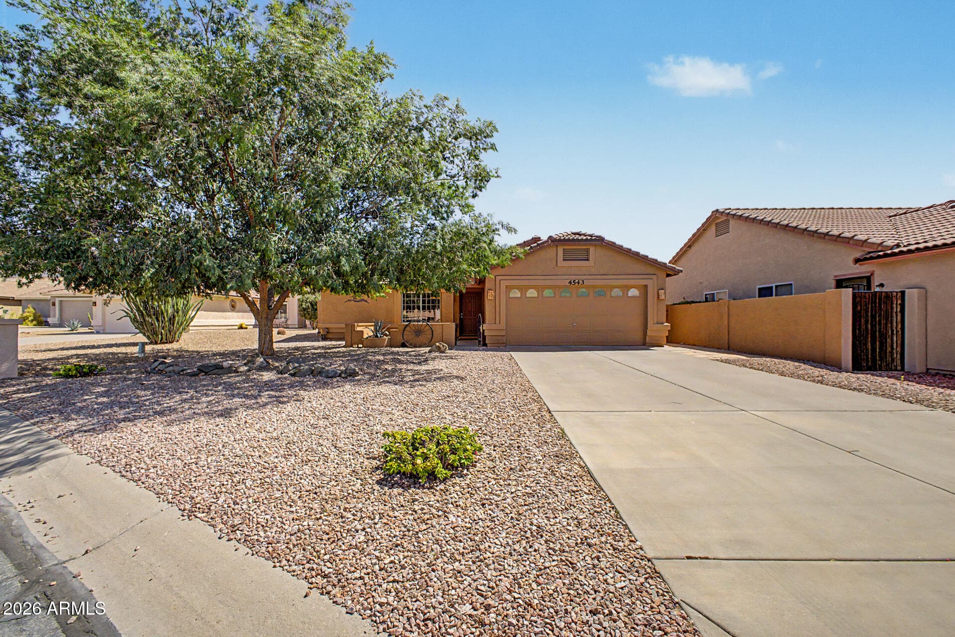 4543 S Louie Lamour S Dr — photo 1