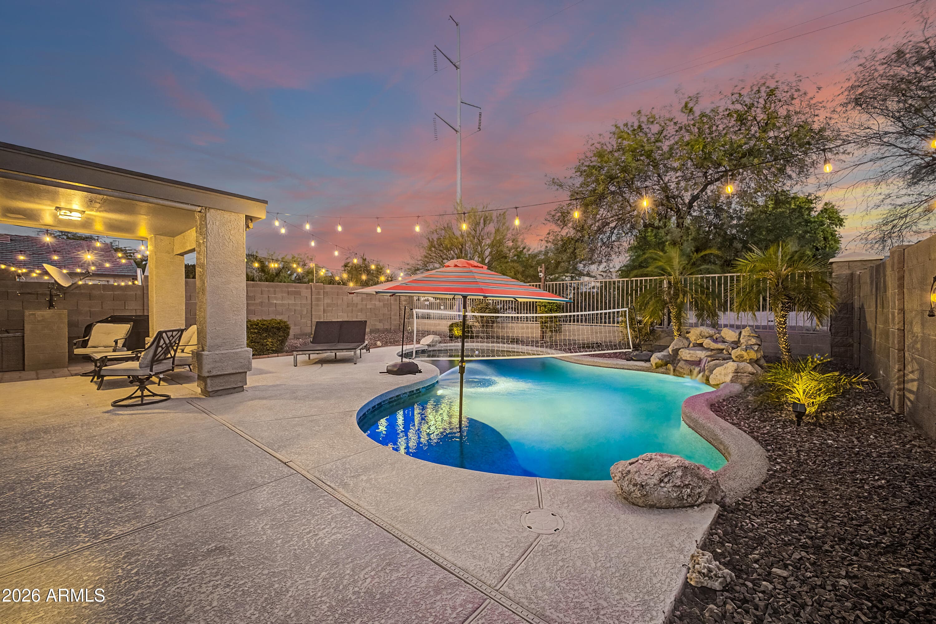 1821 E Patrick Ln — photo 1