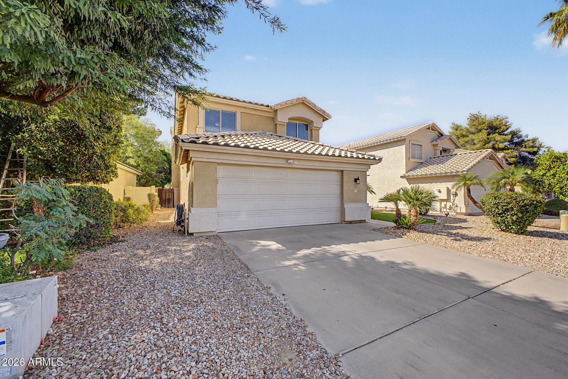 890 N Cholla St — photo 2