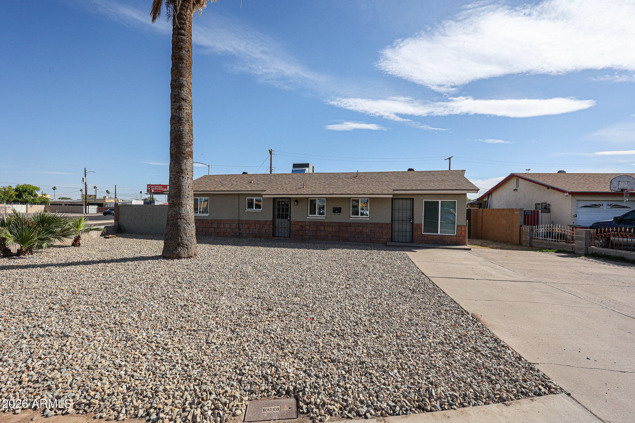 4301 W Weldon Ave — photo 2