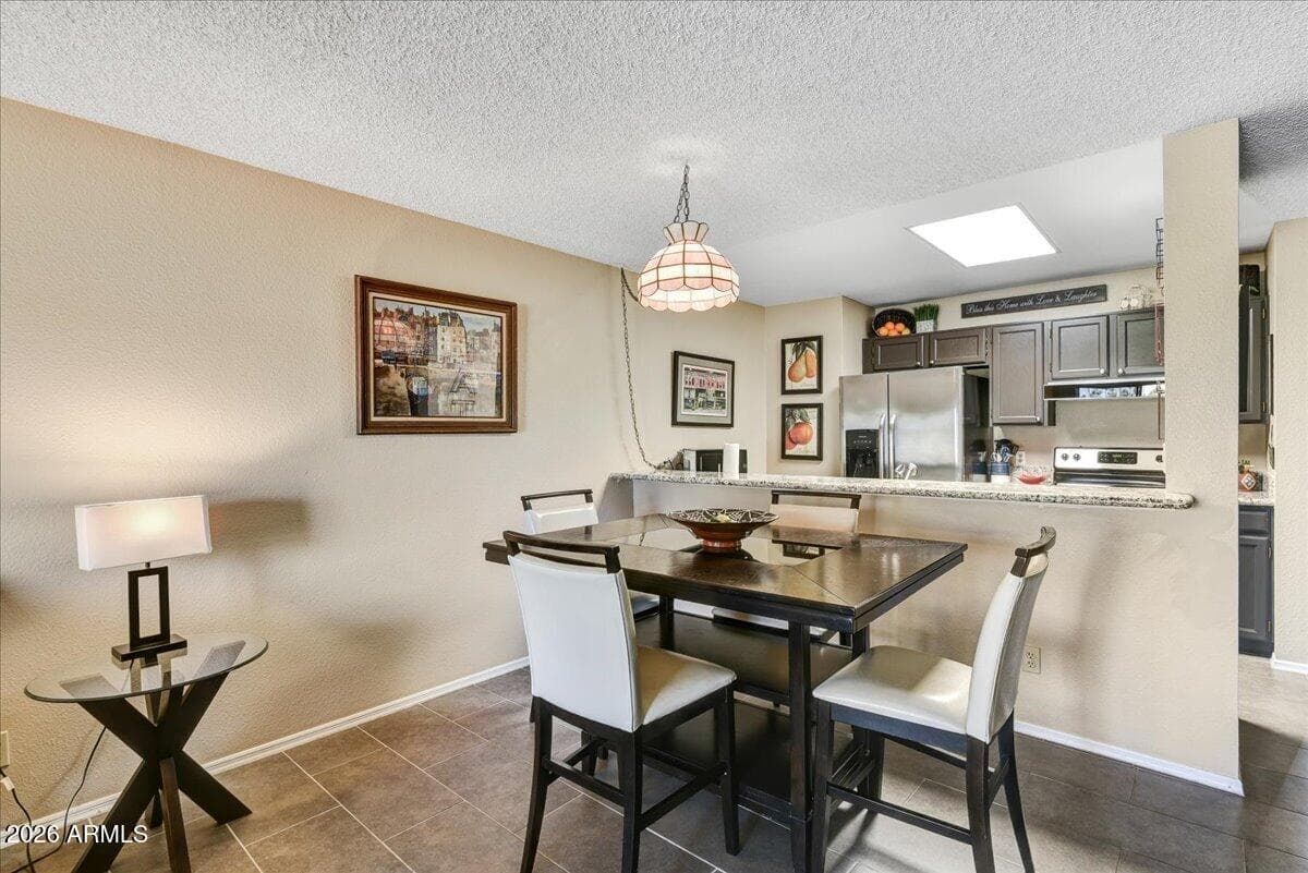 9276 W MORROW DR - Photo 4