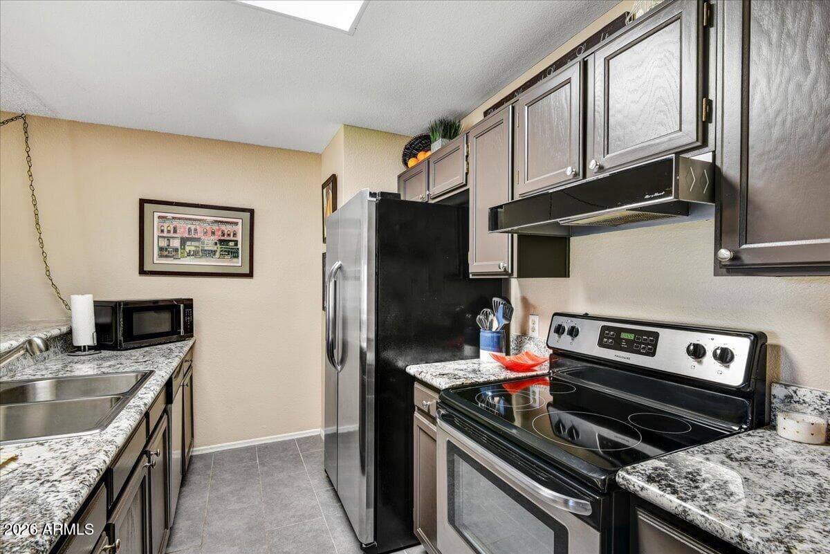 9276 W MORROW DR - Photo 5