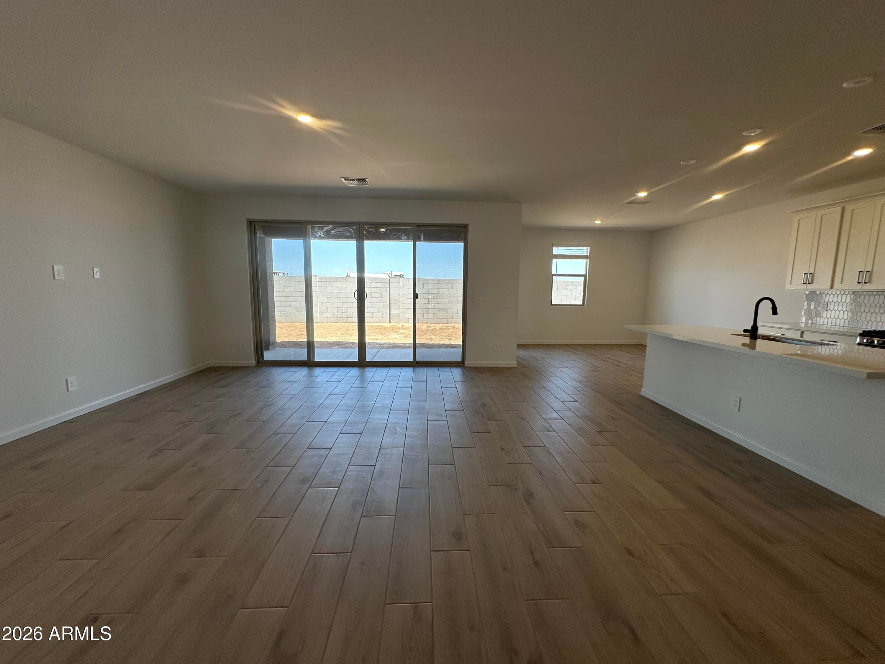 46992 W PECAN WOODS -- - Photo 4