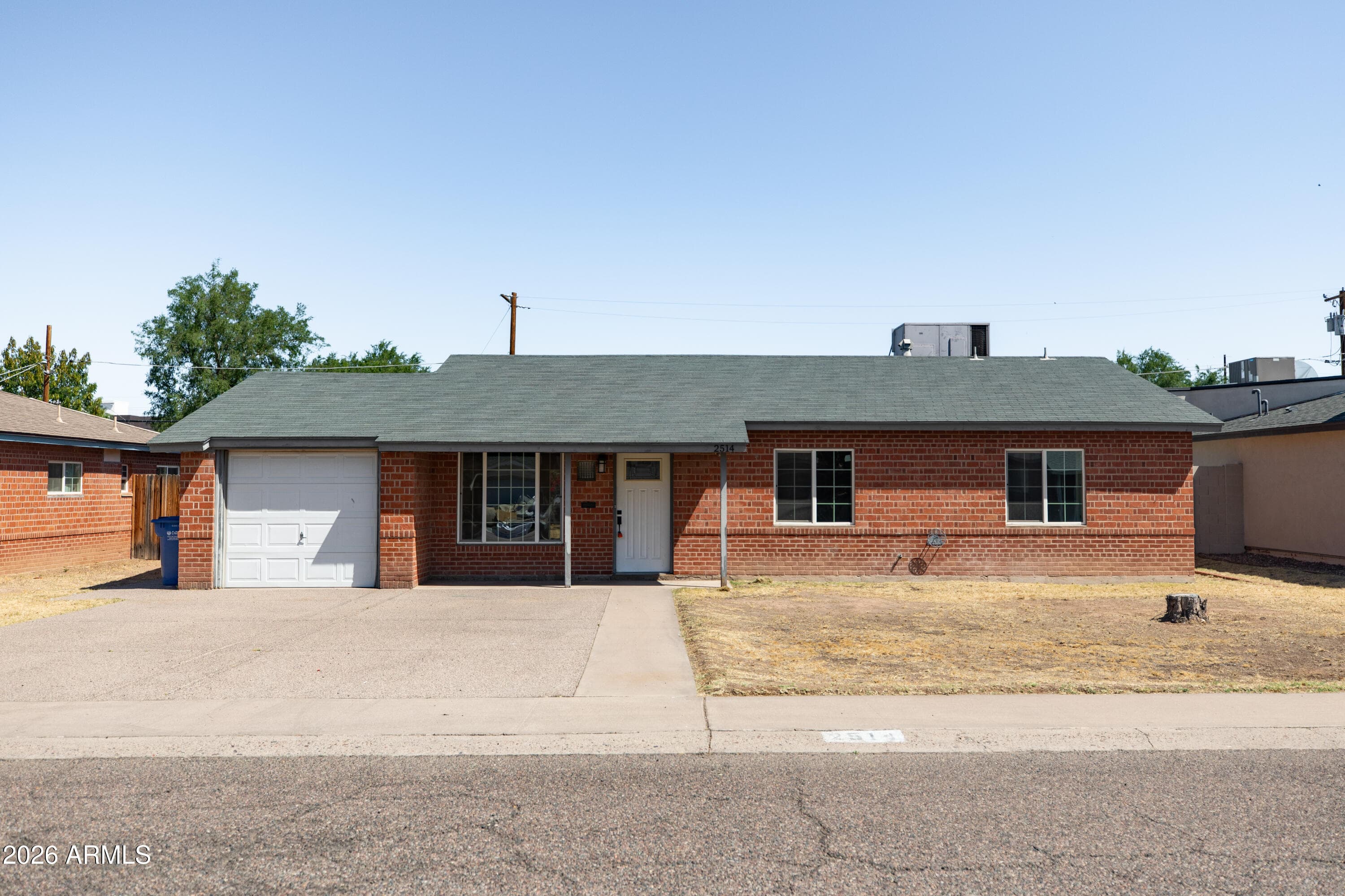 2514 E Turney Ave — photo 1