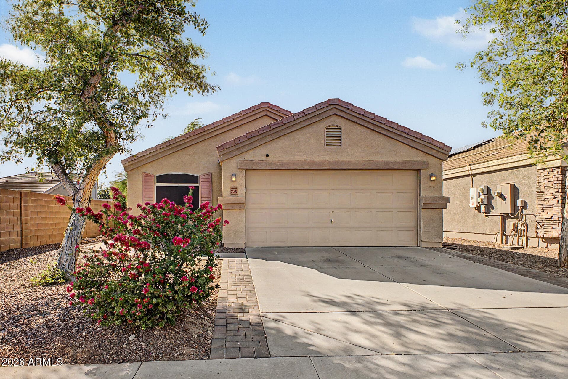 23528 N El Frio Ct — photo 2