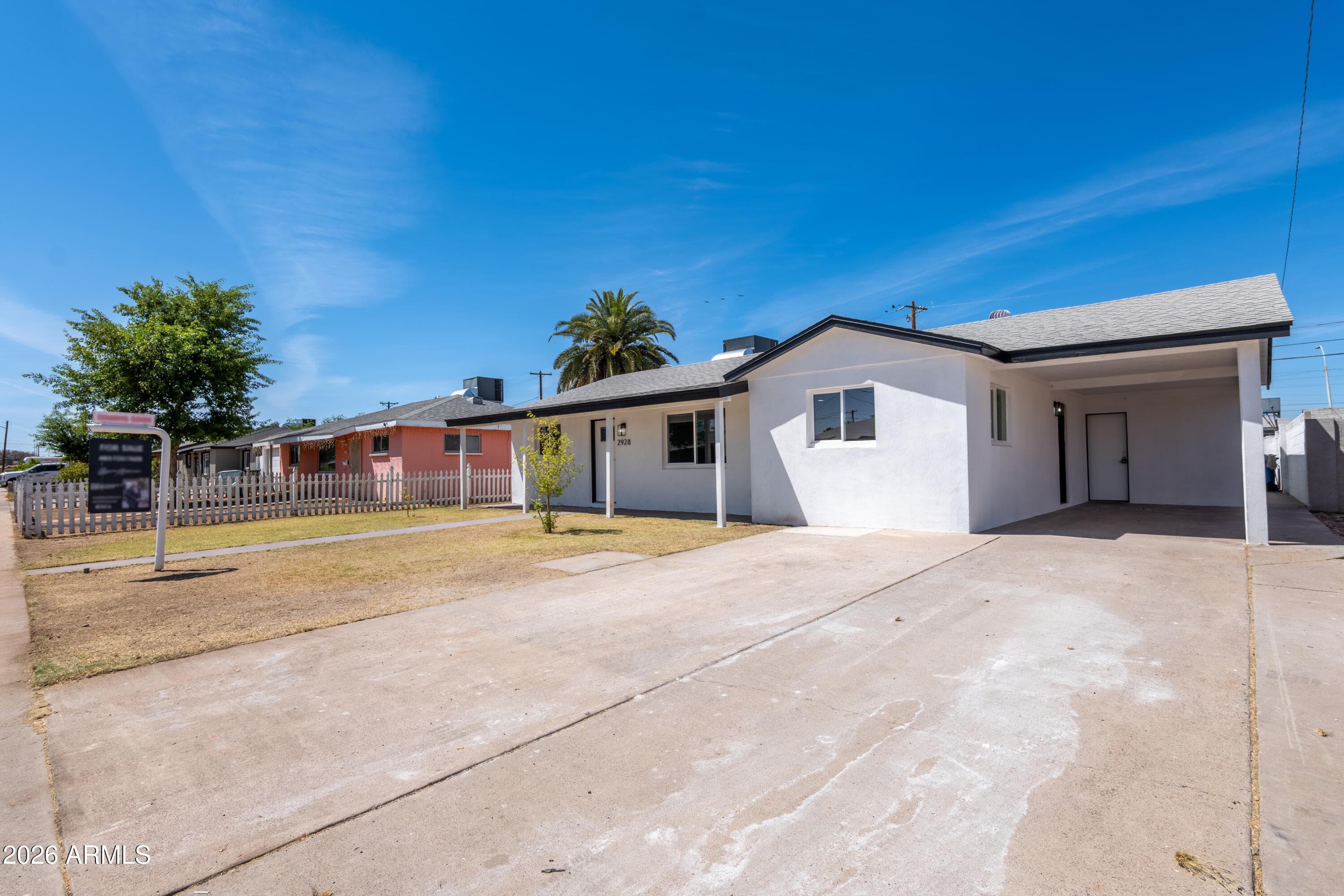 2928 W Puget Ave — photo 1