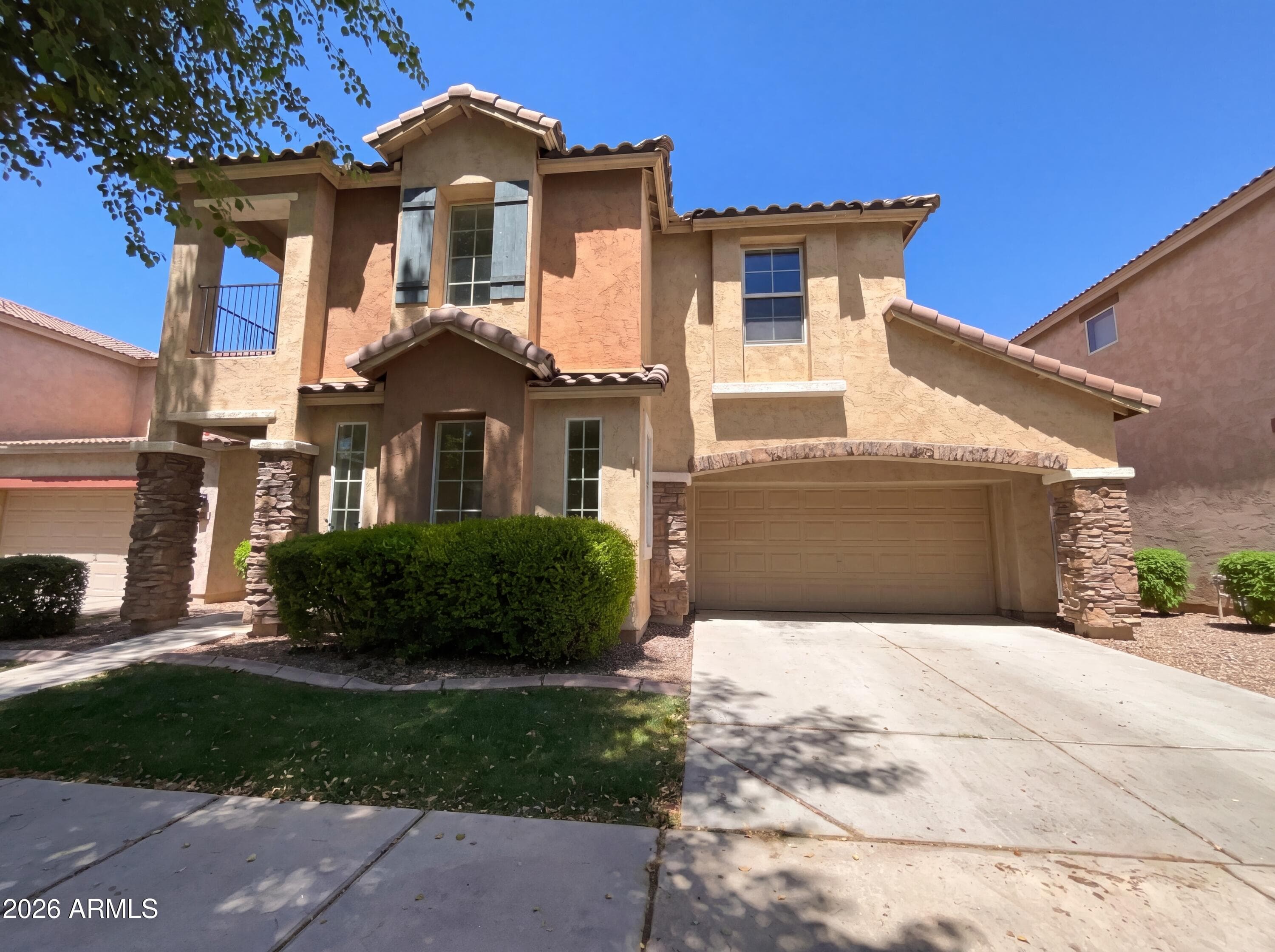 4246 E Tyson St — photo 1
