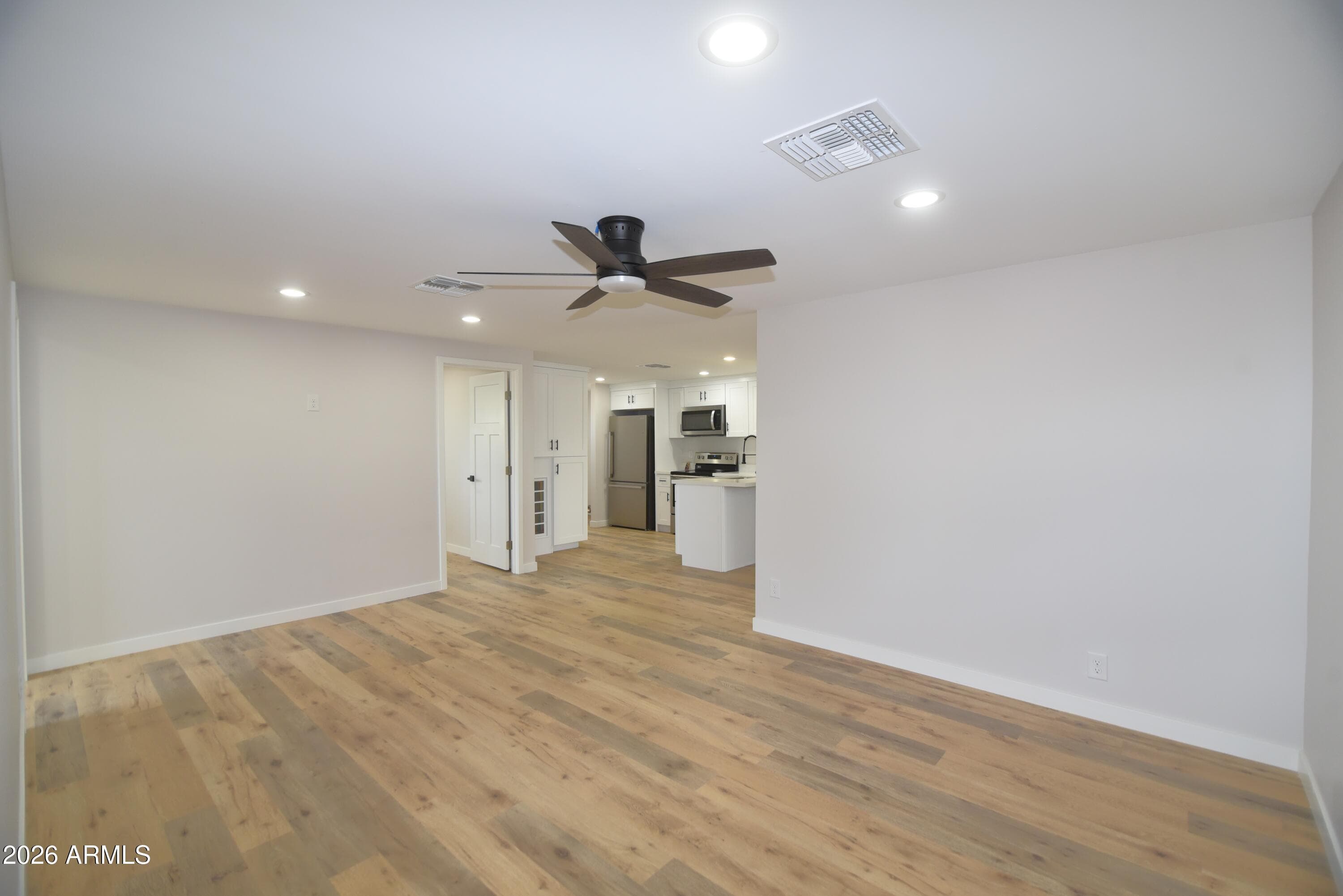 508 S 98TH ST - Photo 2