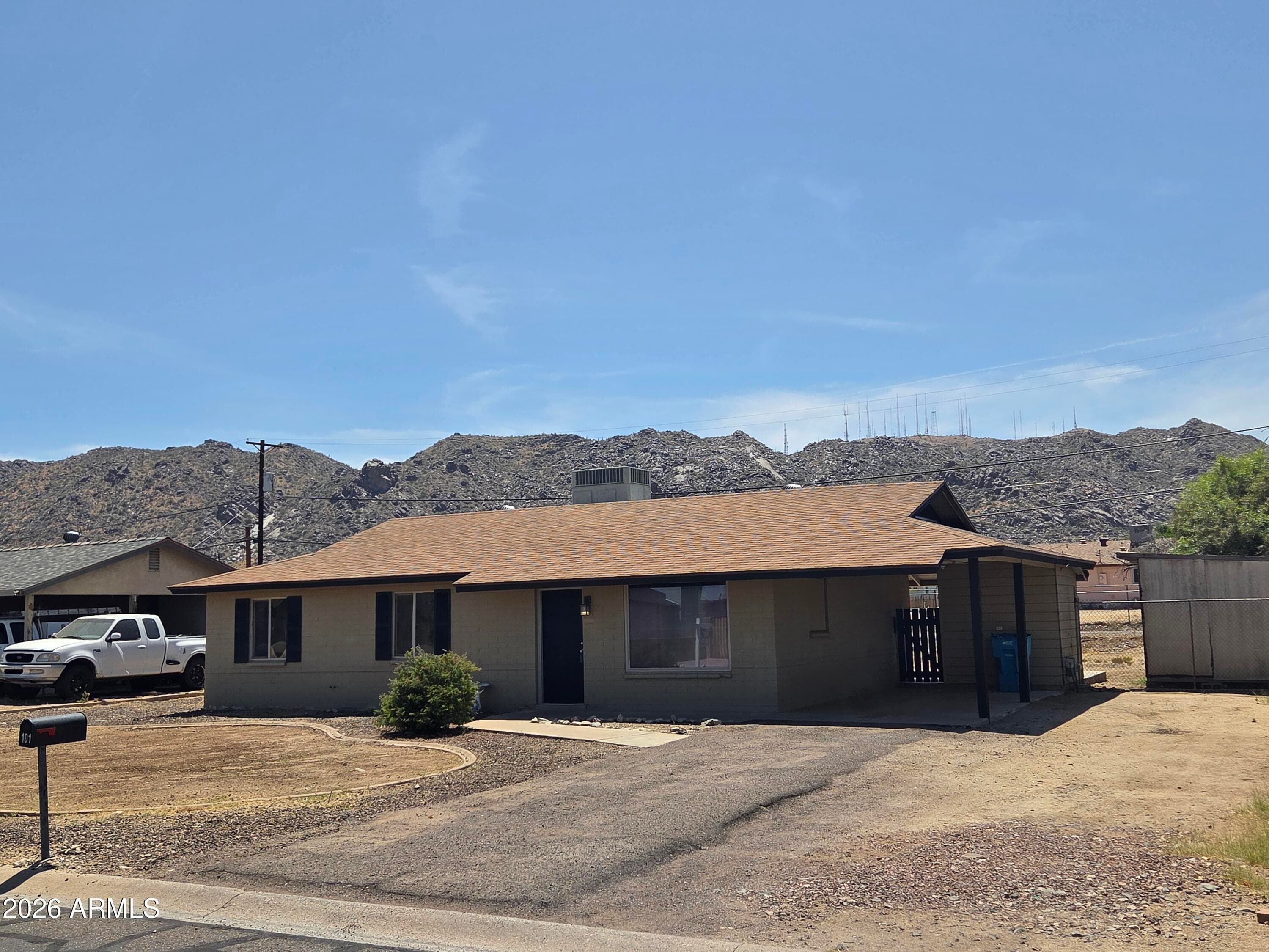 101 E Monte Way — photo 2
